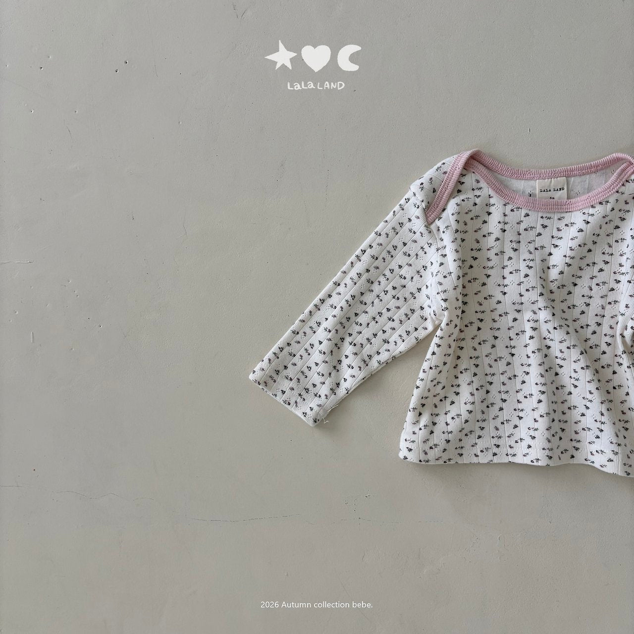 ［Lala land］French flower lip tee