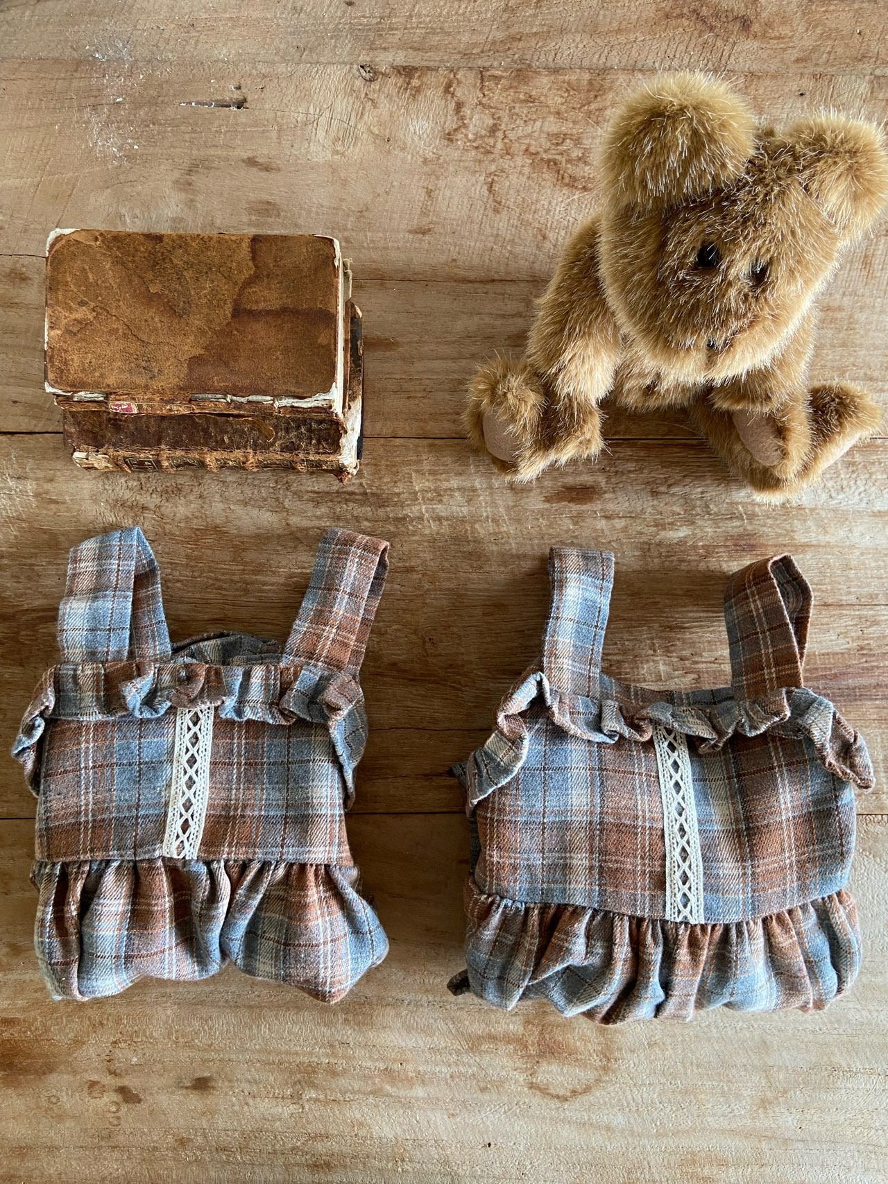 ［Anne shirley］Boe check rompers (brown)