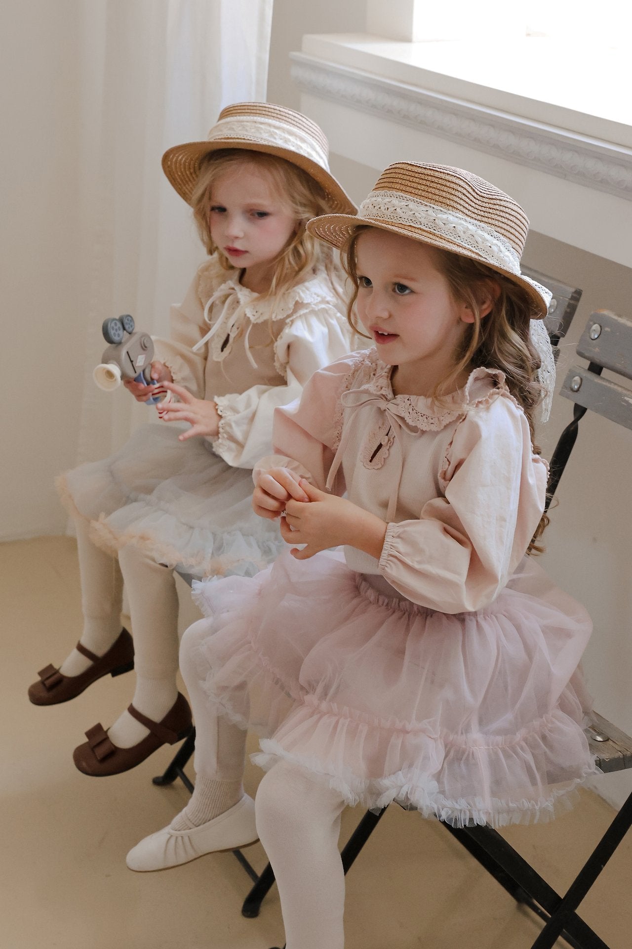 ［FLO］Rebecca lace blouse