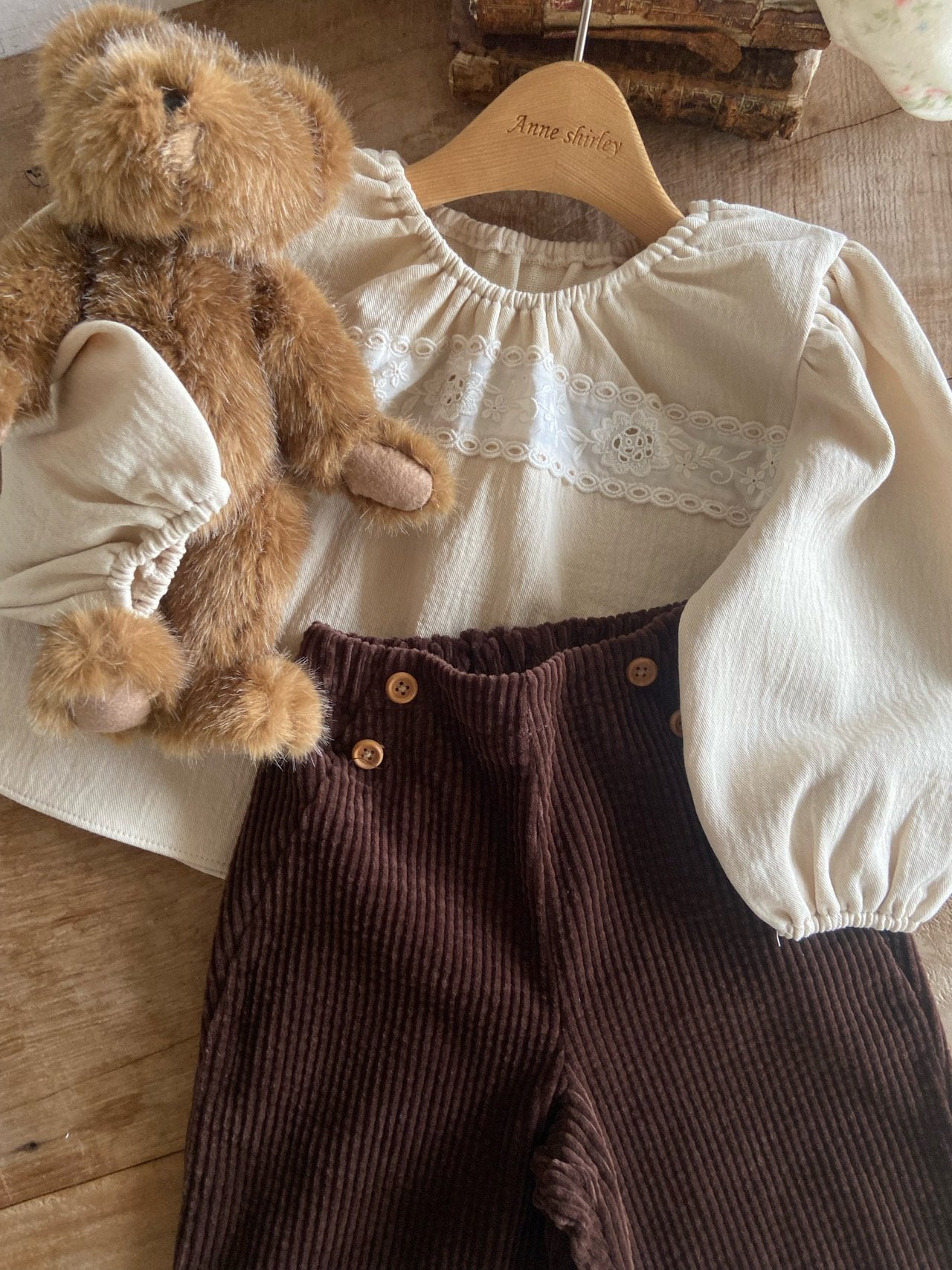 ［Anne shirley］Sellin corduroy button pants