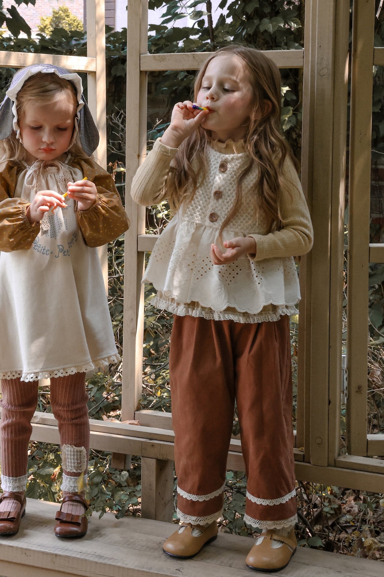 ［FLO］Peanut lace pants