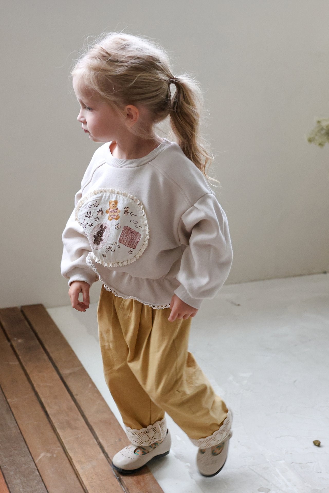 ［FLO］Peanut lace pants