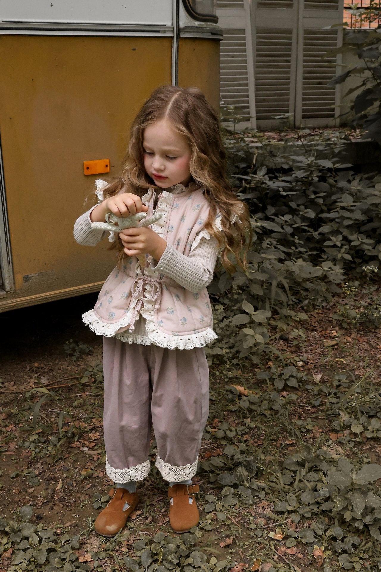 ［FLO］Peanut lace pants