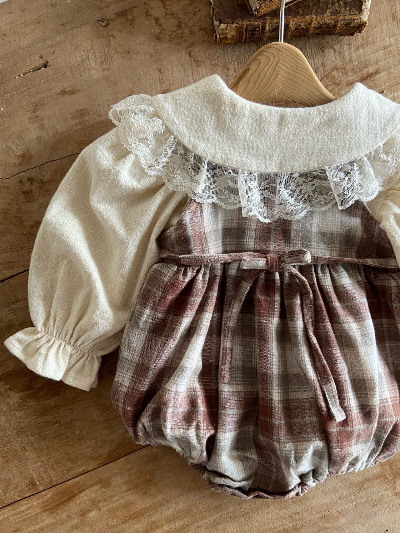 ［Anne shirley］Rota check rompers (big check)