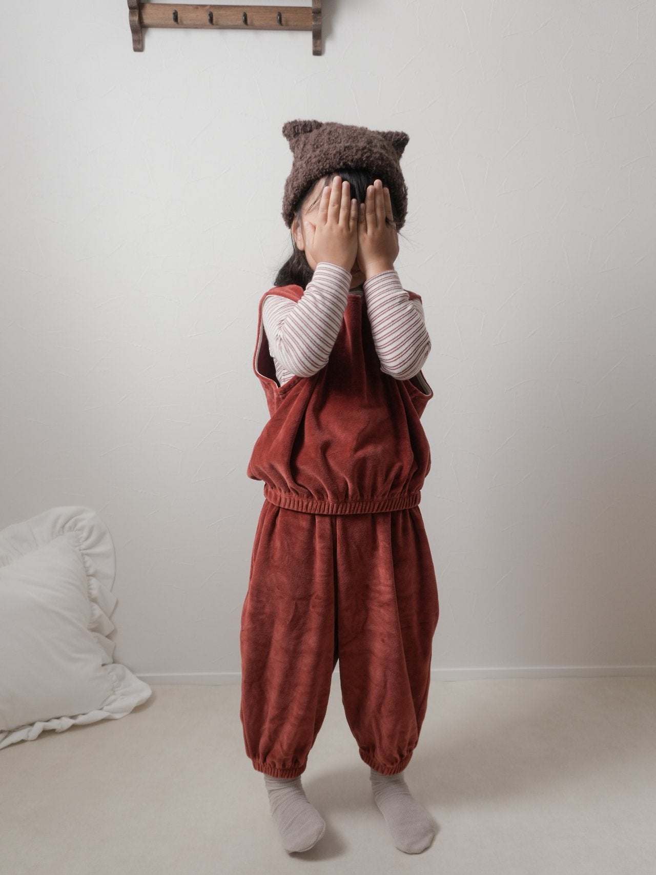 ［MoA］Velvet jogger pants