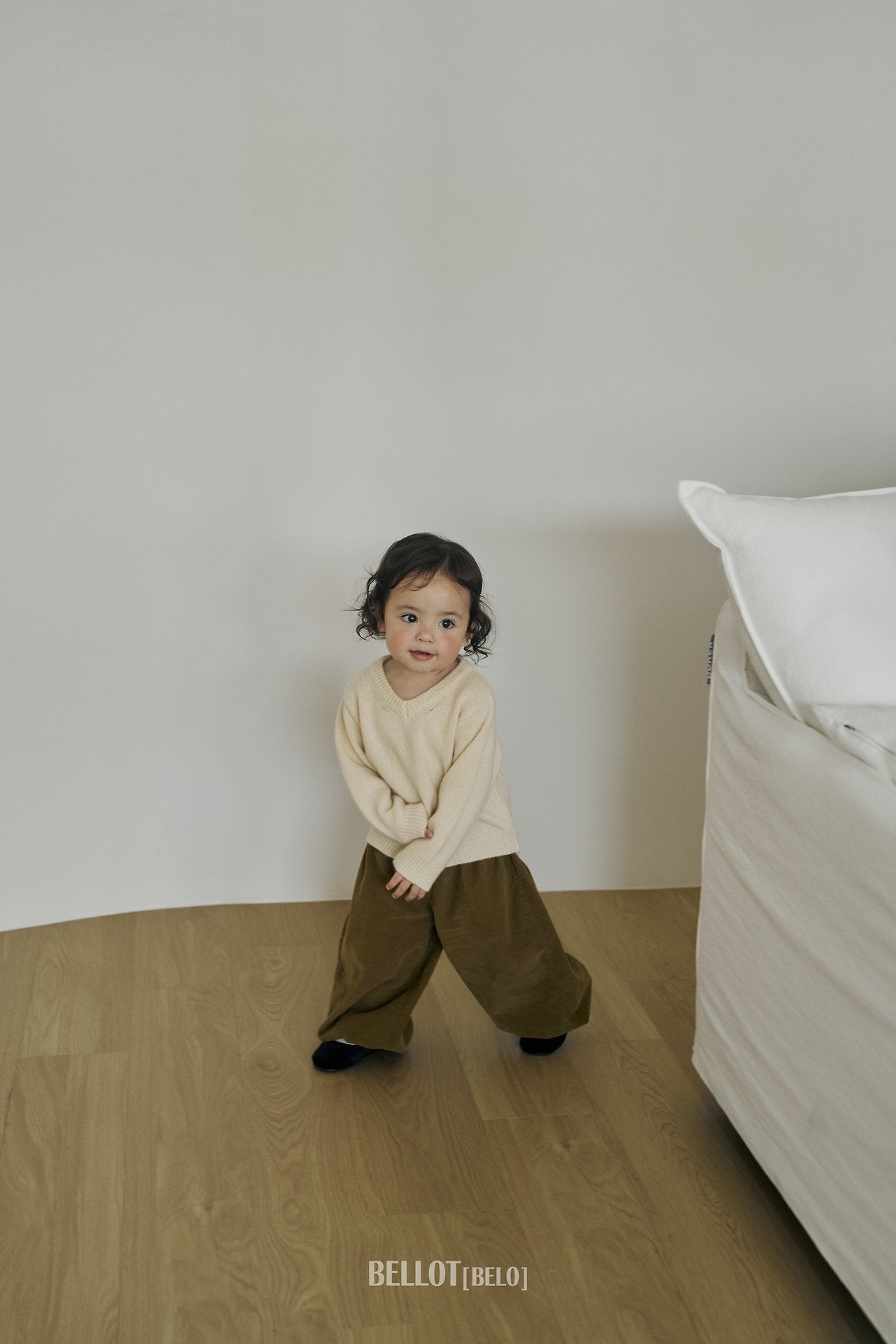 ［BELLOT］Oslo corduroy jogger pants