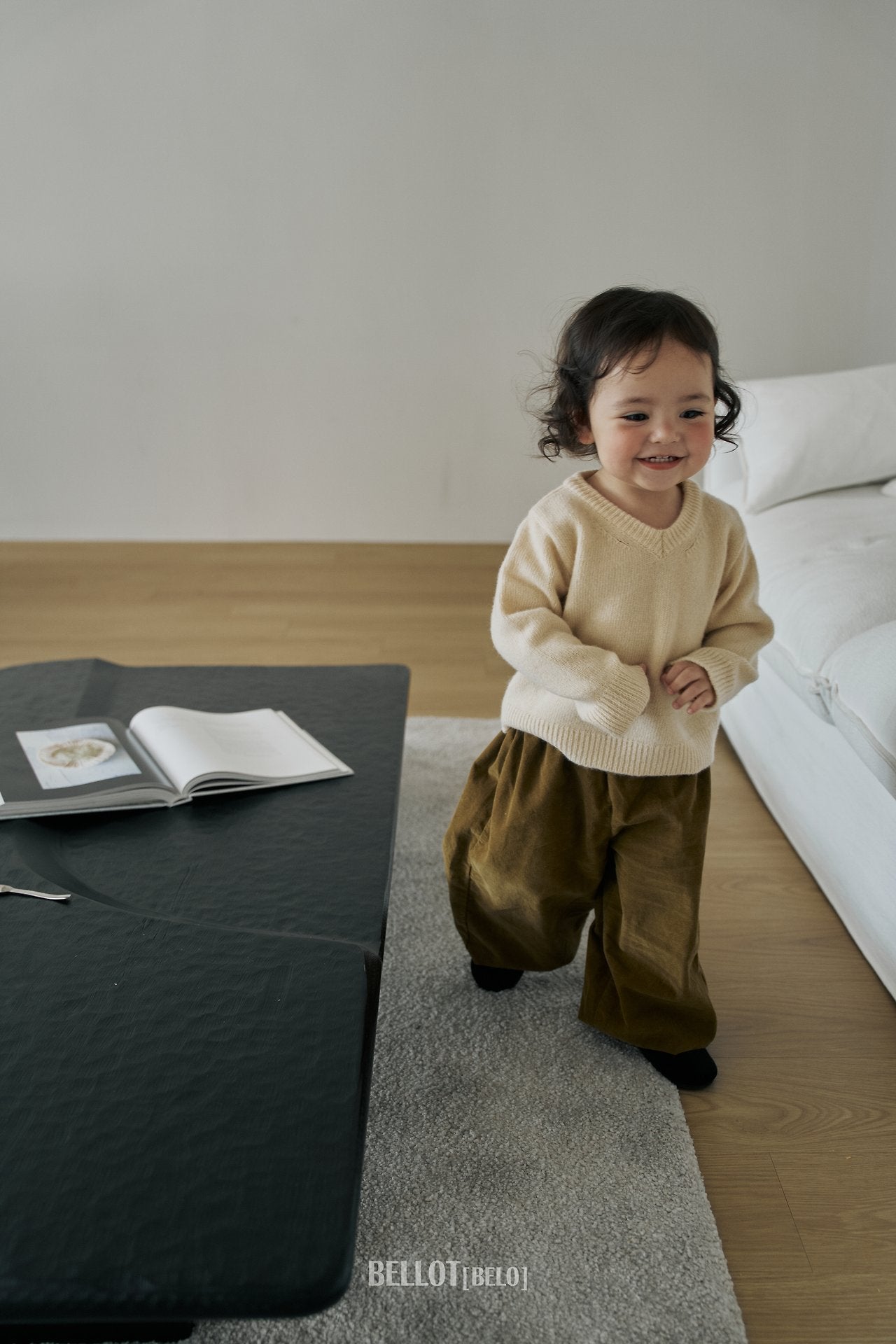 ［BELLOT］Oslo corduroy jogger pants