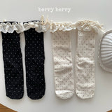 ［berry berry］Dot lace socks