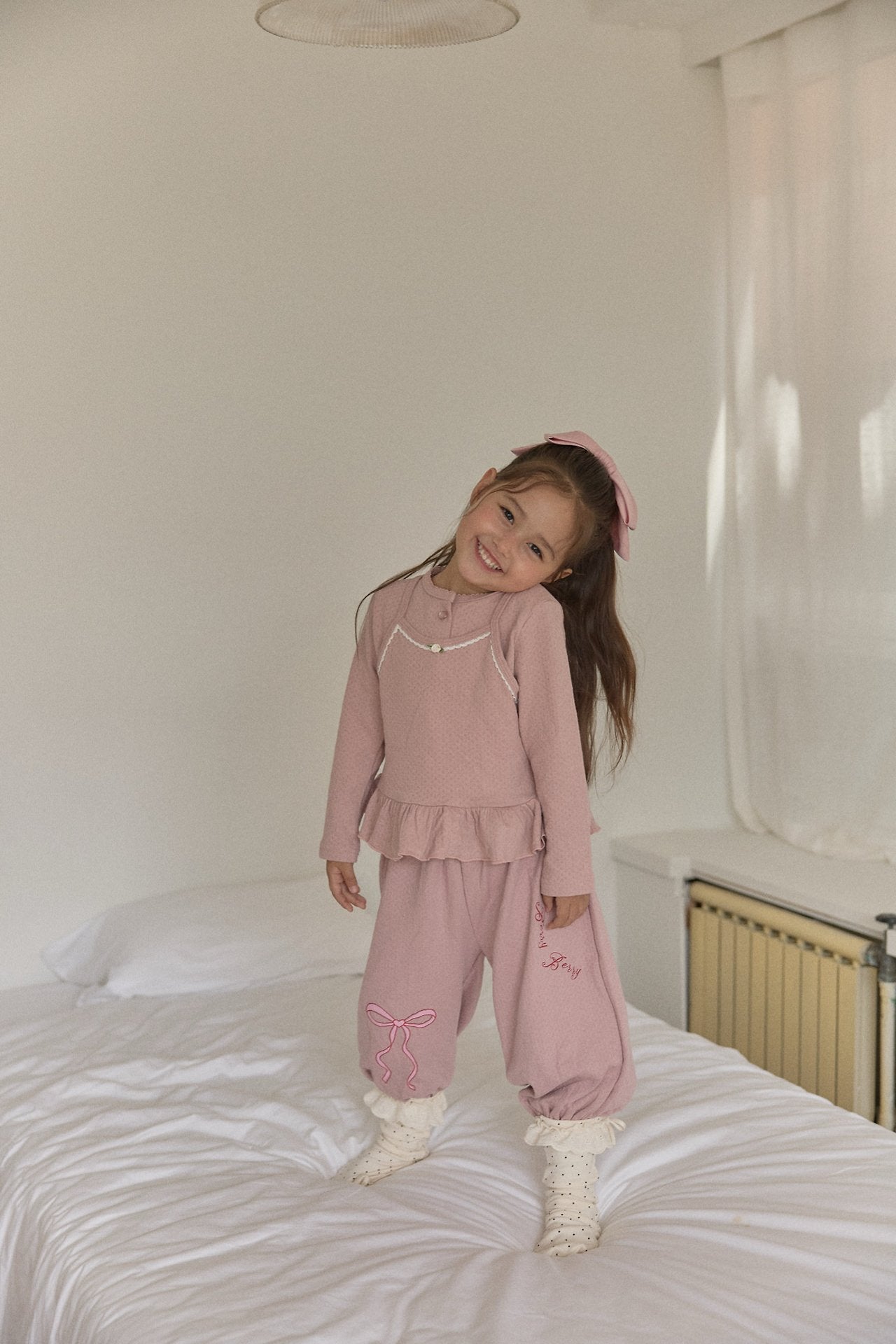 ［berry berry］ Cottage ribbon jogger pants
