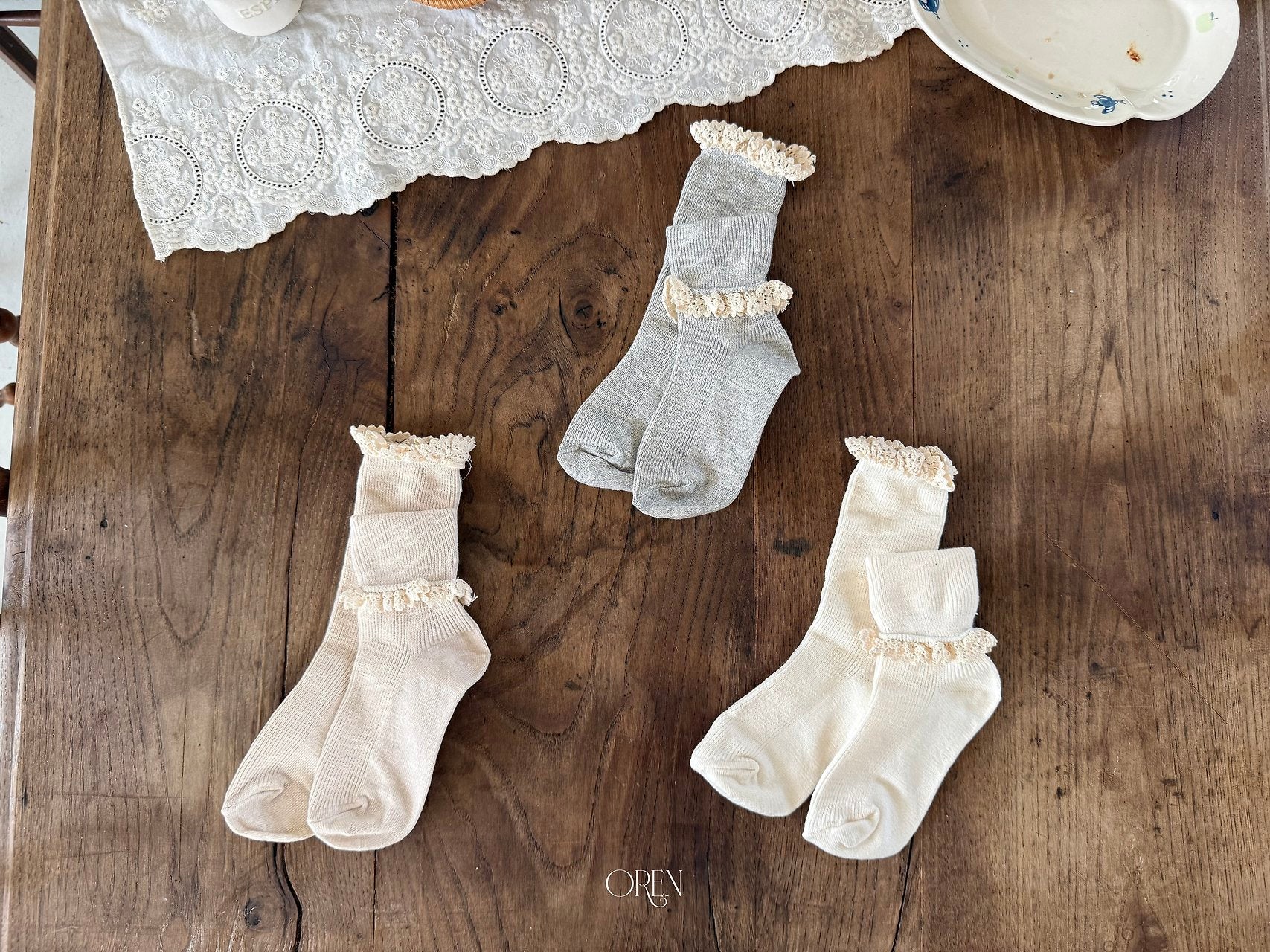 ［OREN］Olive long lace socks