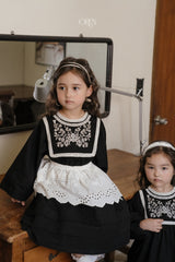 ［OREN］Olive & Garden lace apron (olive)