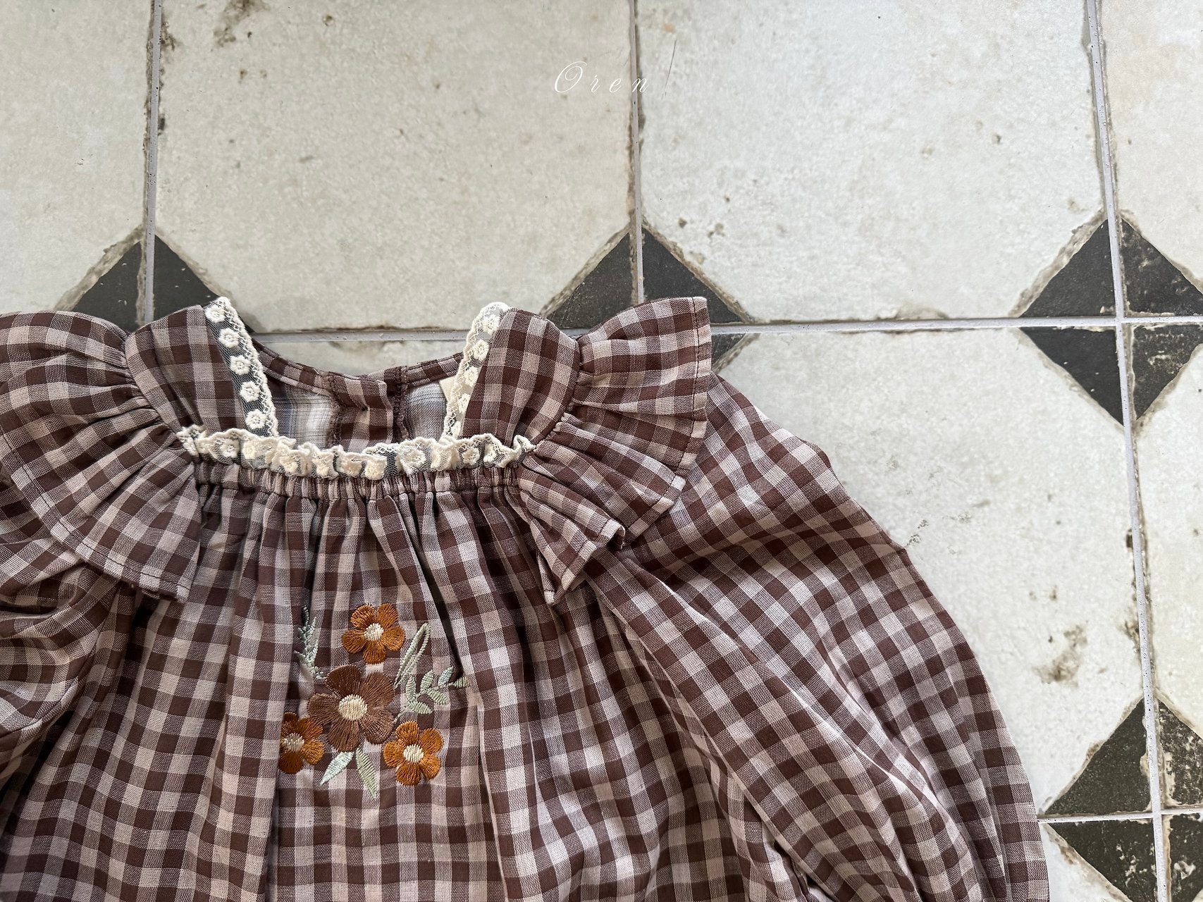 ［OREN］Madeleine embroidery rompers