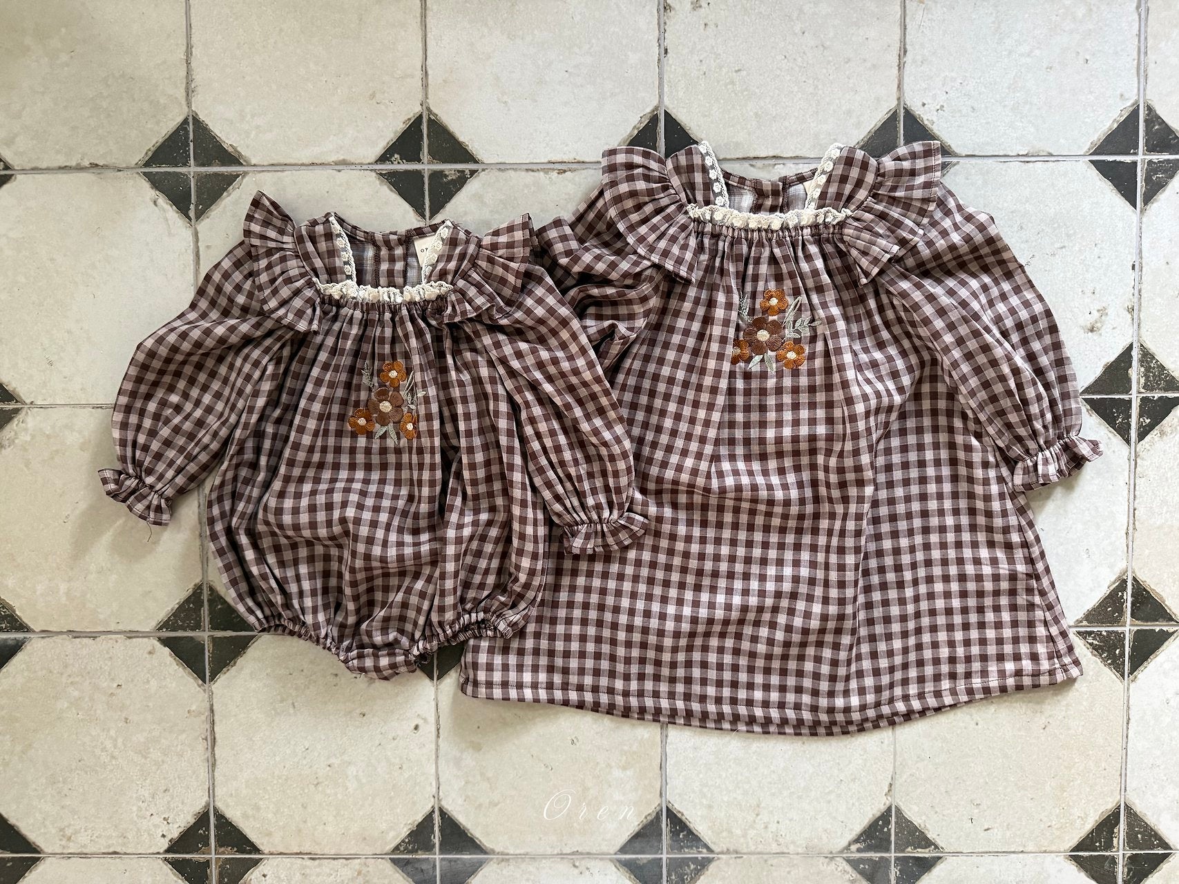 ［OREN］Madeleine embroidery rompers