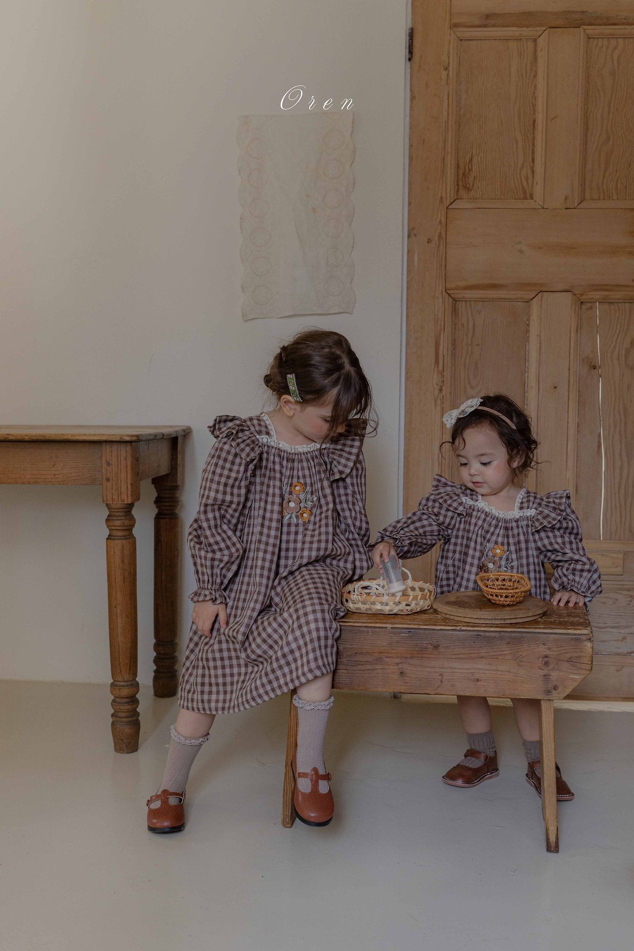 ［OREN］Madeleine embroidery rompers