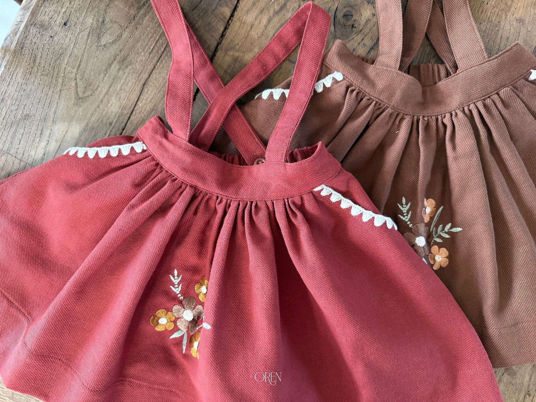 ［OREN］Autumn bloom suspender skirt