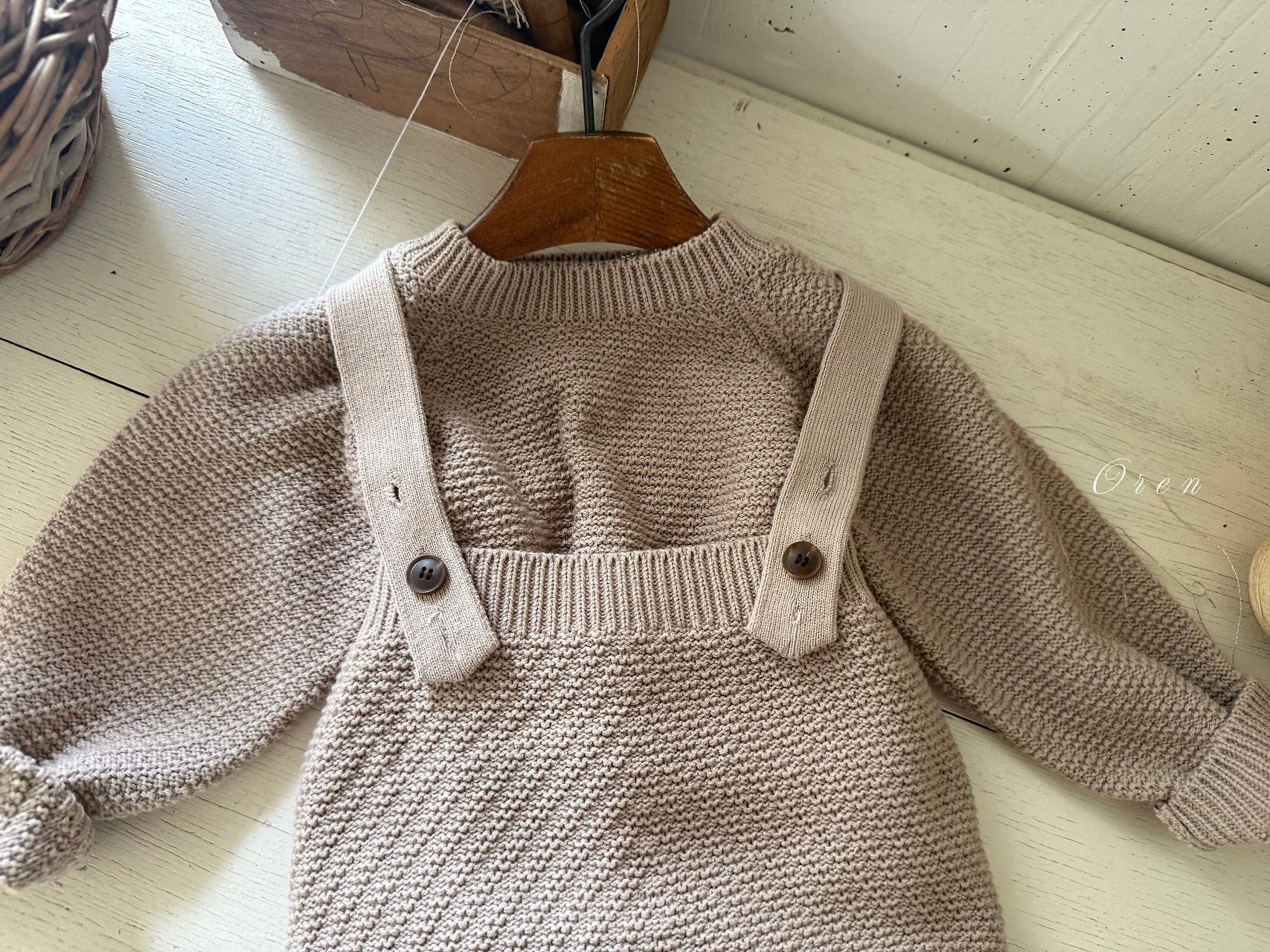 ［OREN］Roen knit sweater & overall set