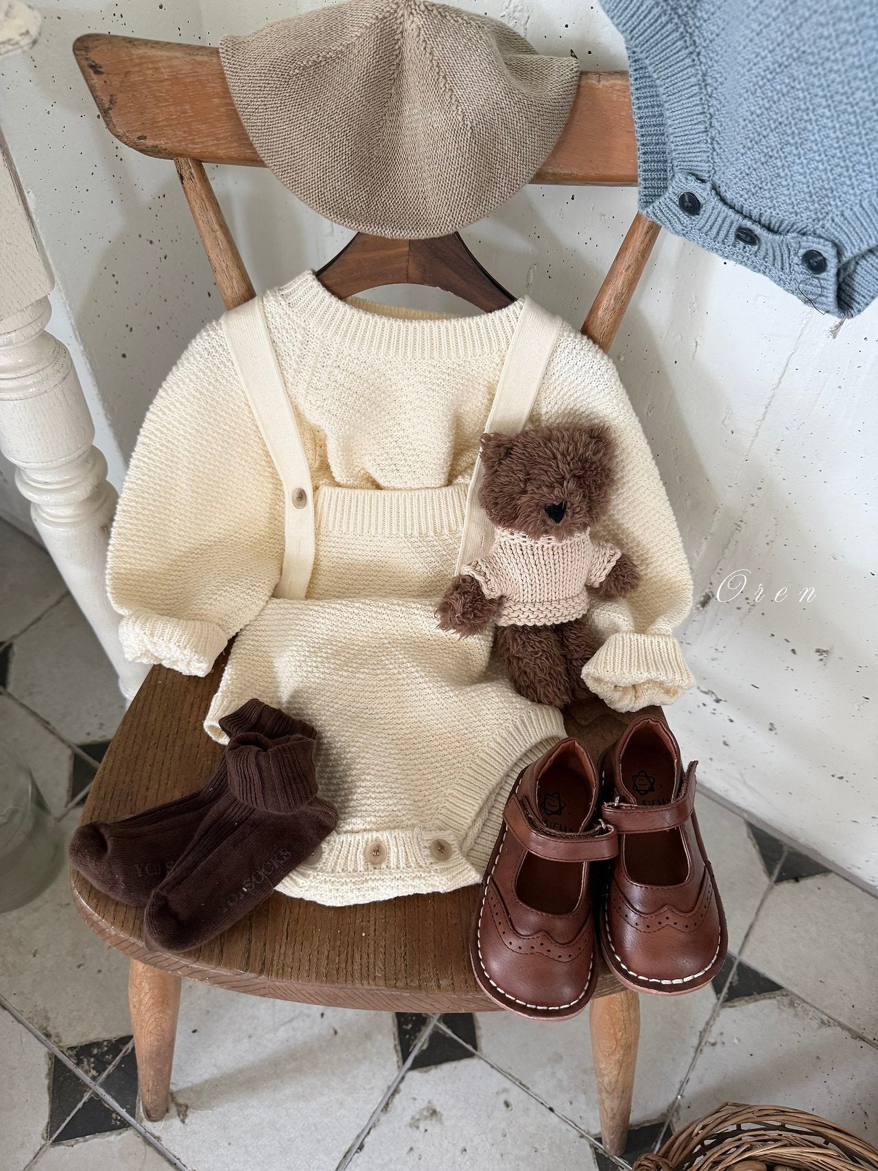 ［OREN］Roen knit sweater & overall set