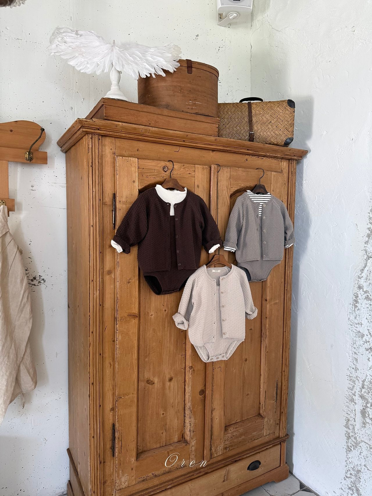 ［OREN］Bruno knit cardigan & overall set