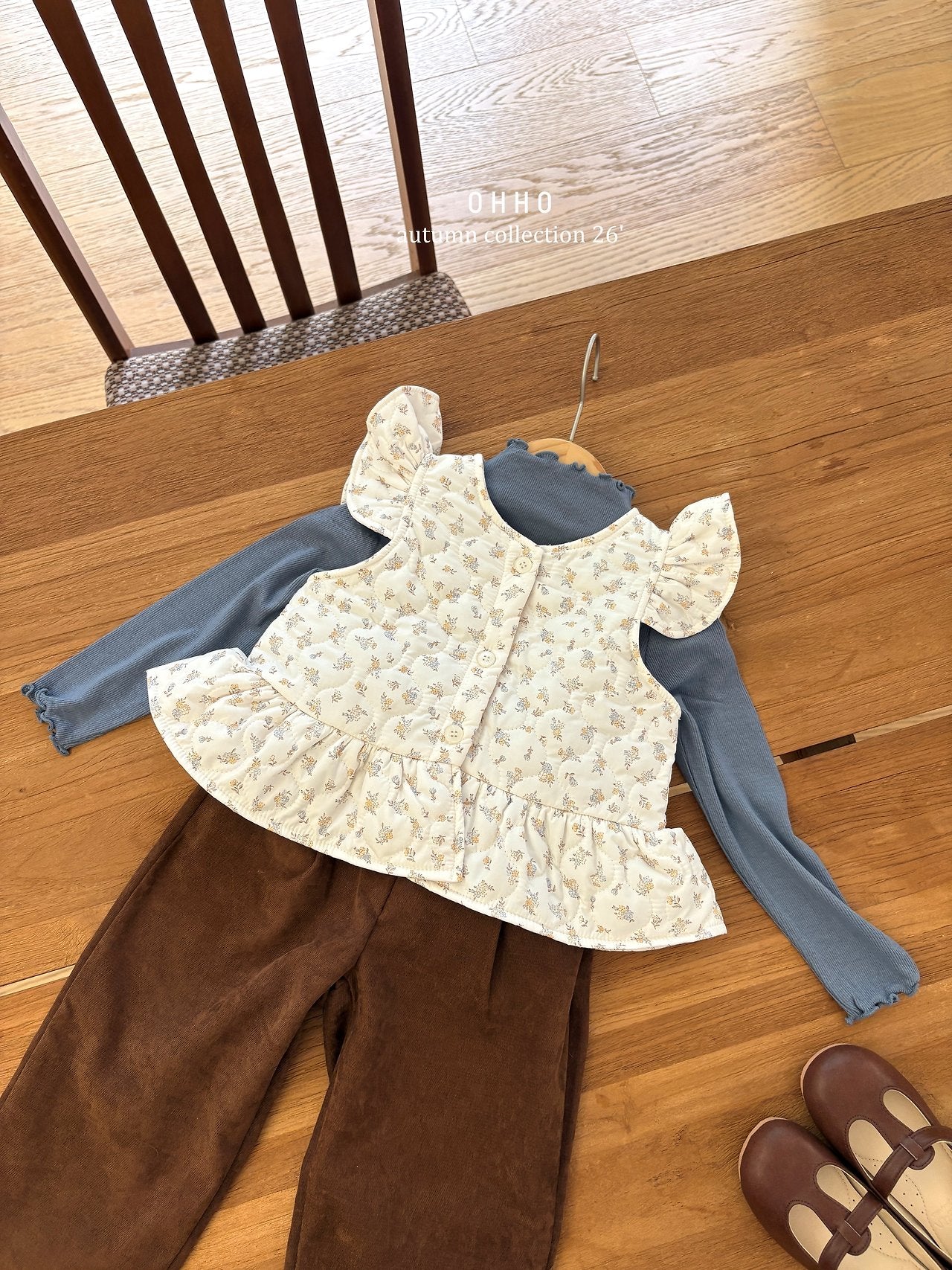 ［ohho］Rose quilte frill vest