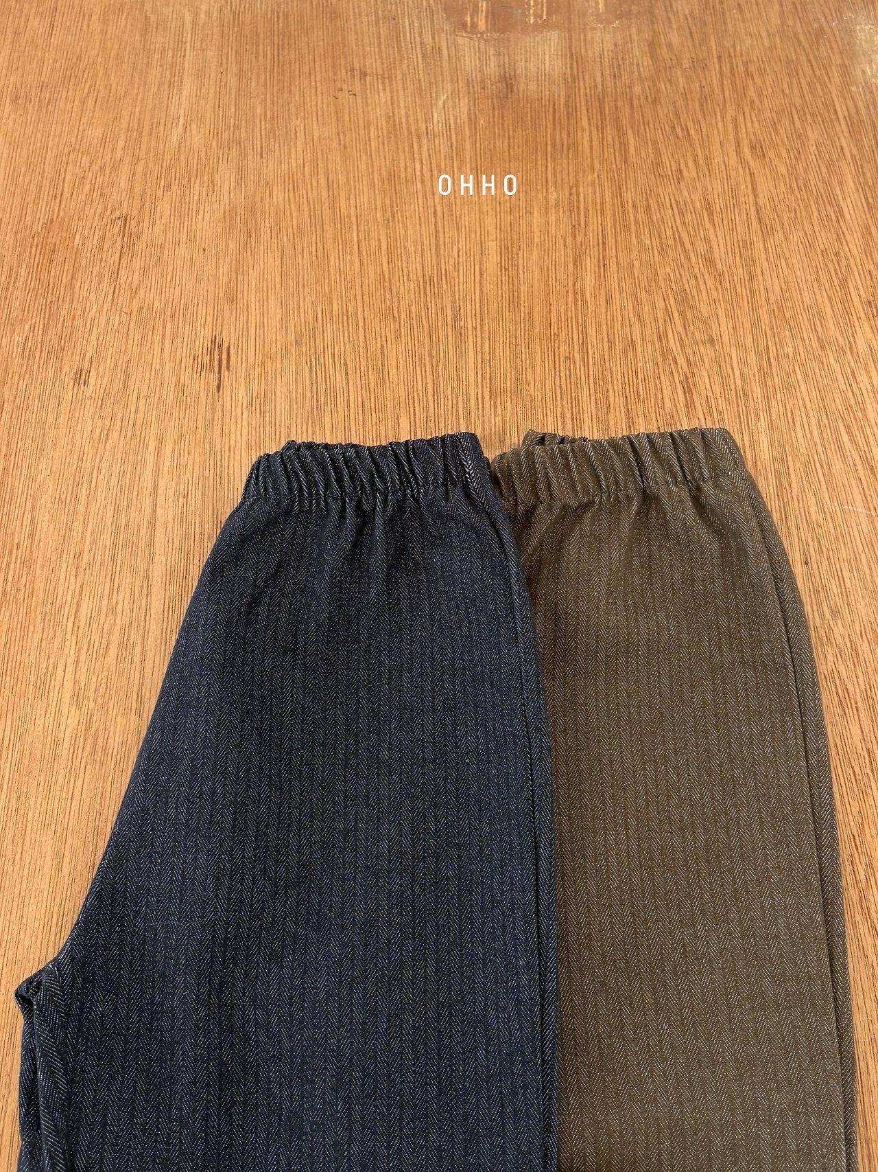 ［ohho］Herringbone denim strap pants