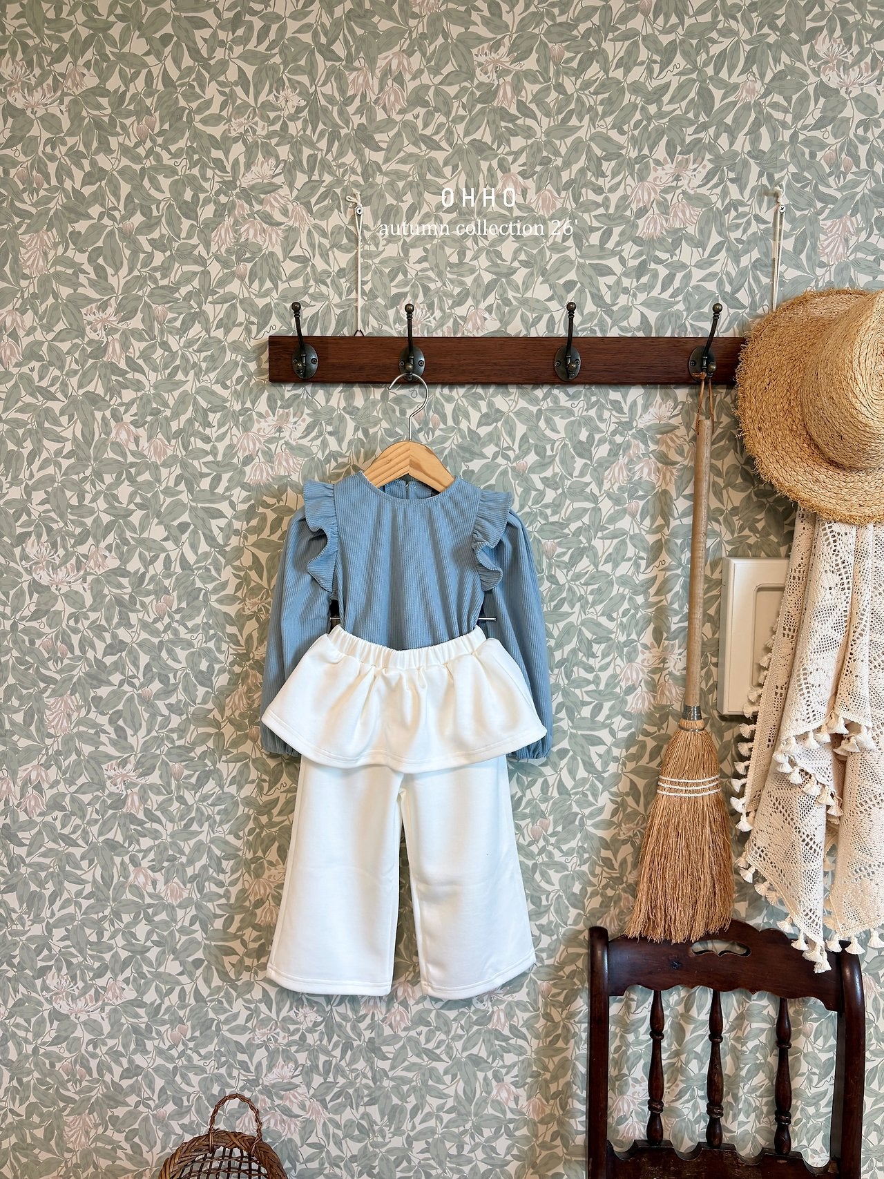 ［ohho］Soft corduroy blouse