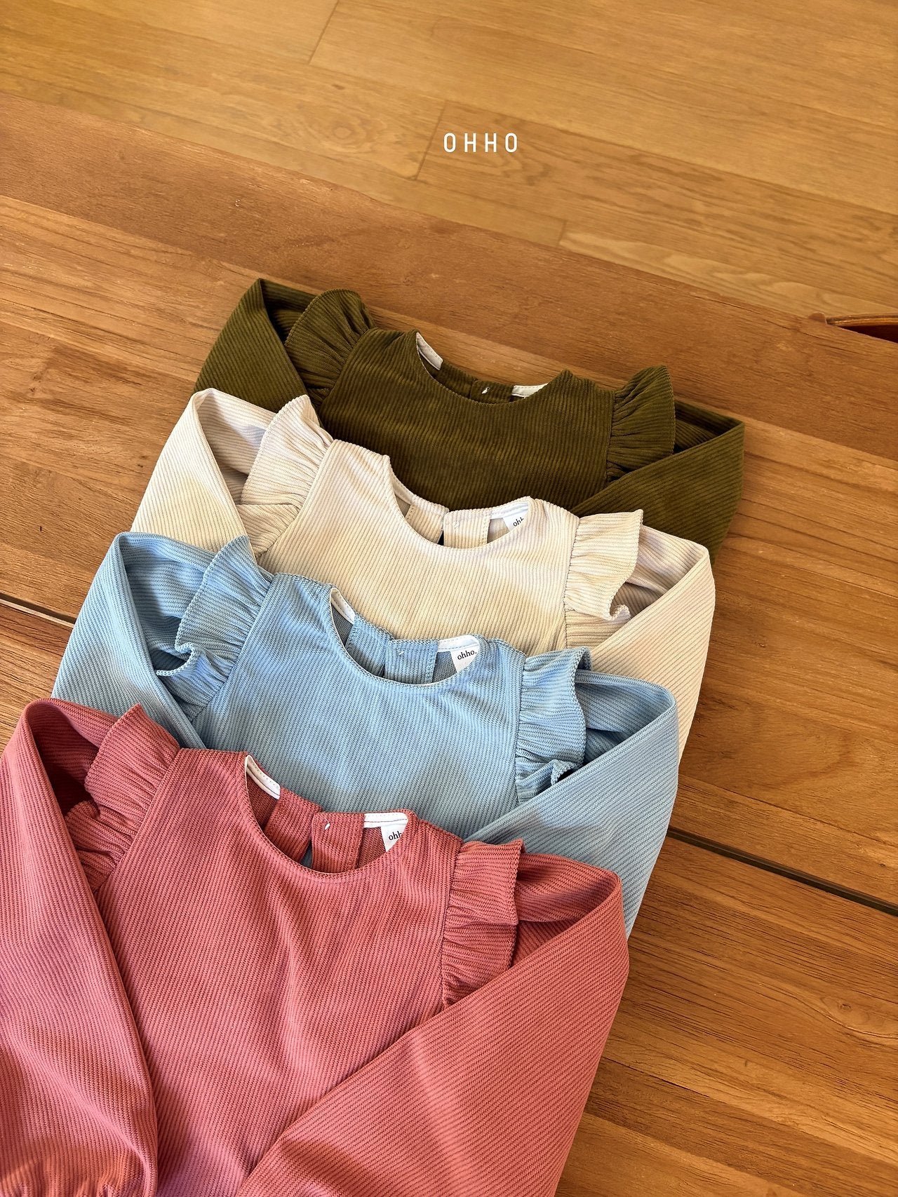 ［ohho］Soft corduroy blouse