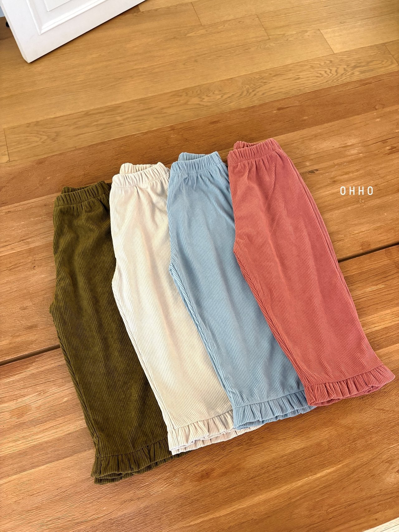 ［ohho］Soft corduroy frill pants