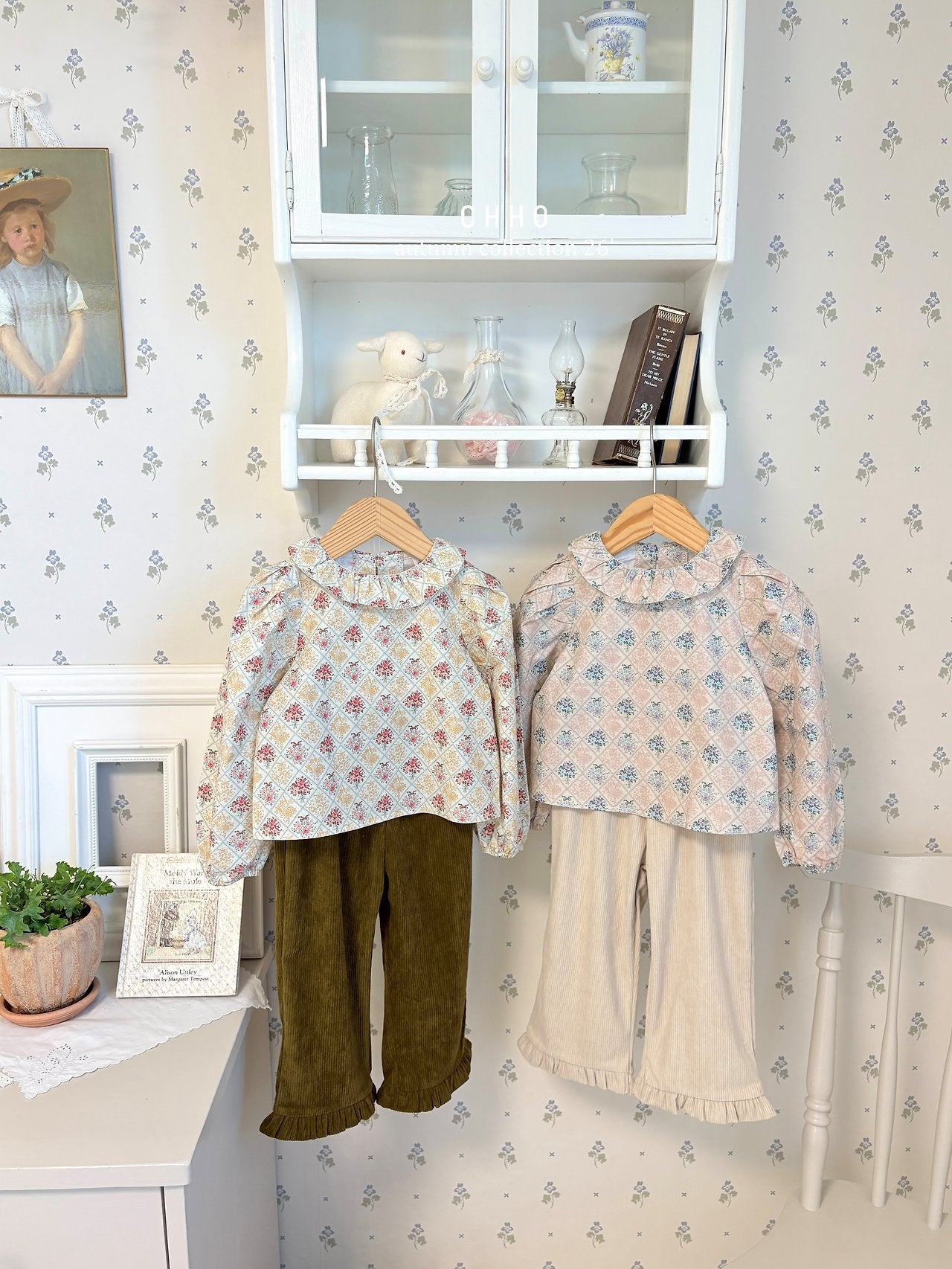 ［ohho］Soft corduroy frill pants