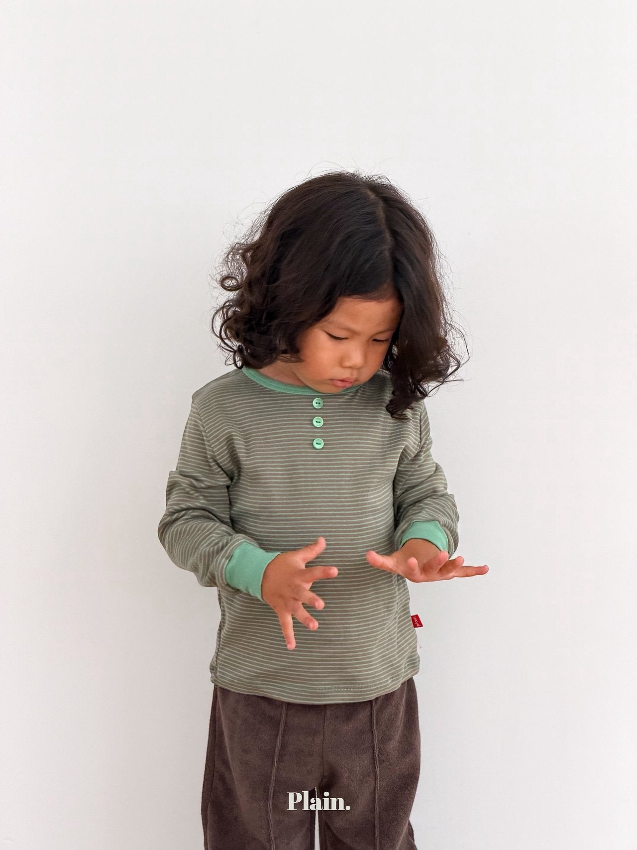 ［plain］Button stripe tee