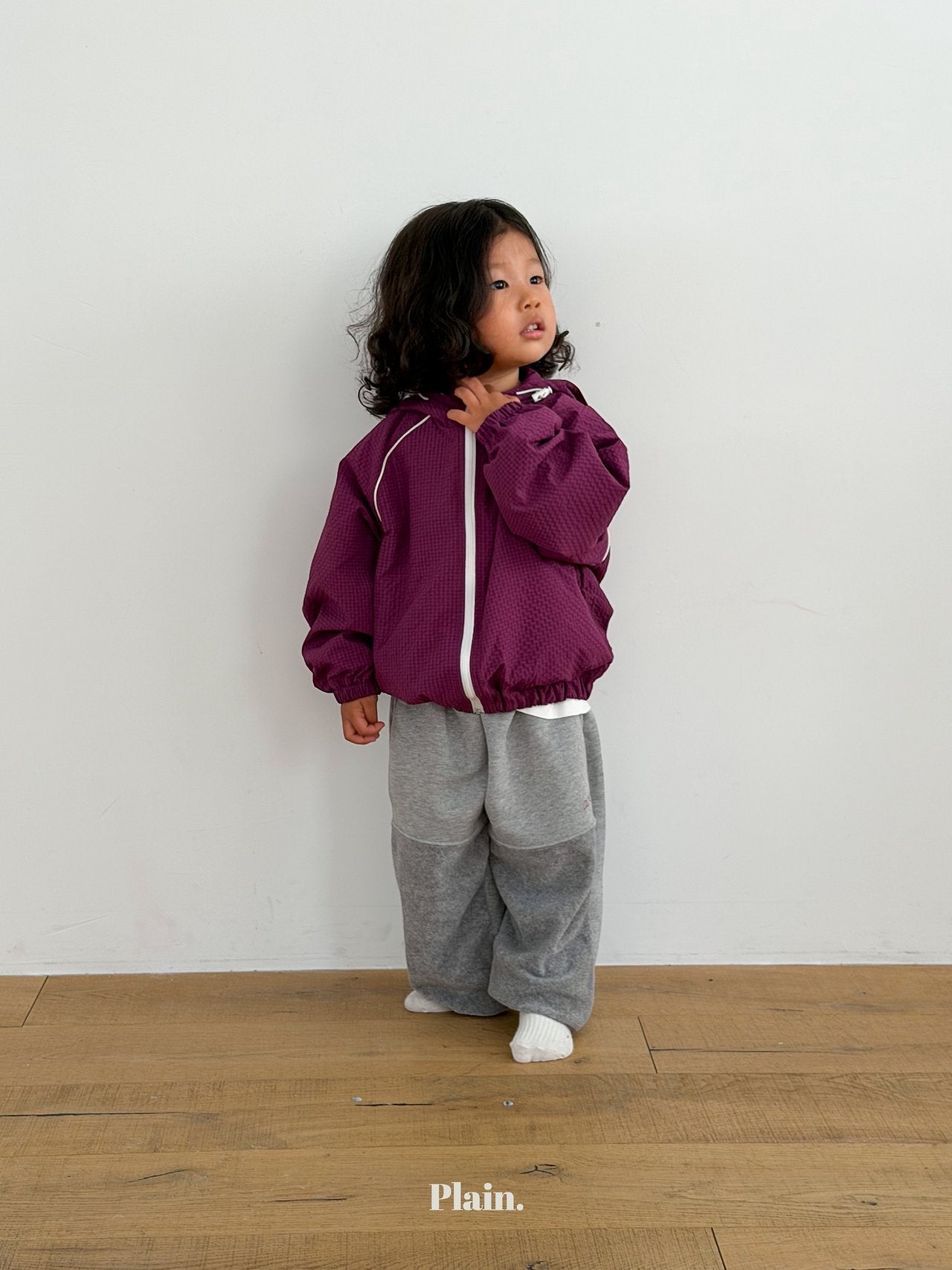 ［plain］Choco windbreaker