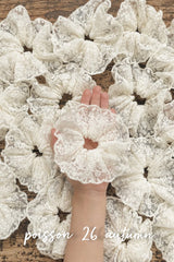 ［poisson］Bloom lace scrunchie
