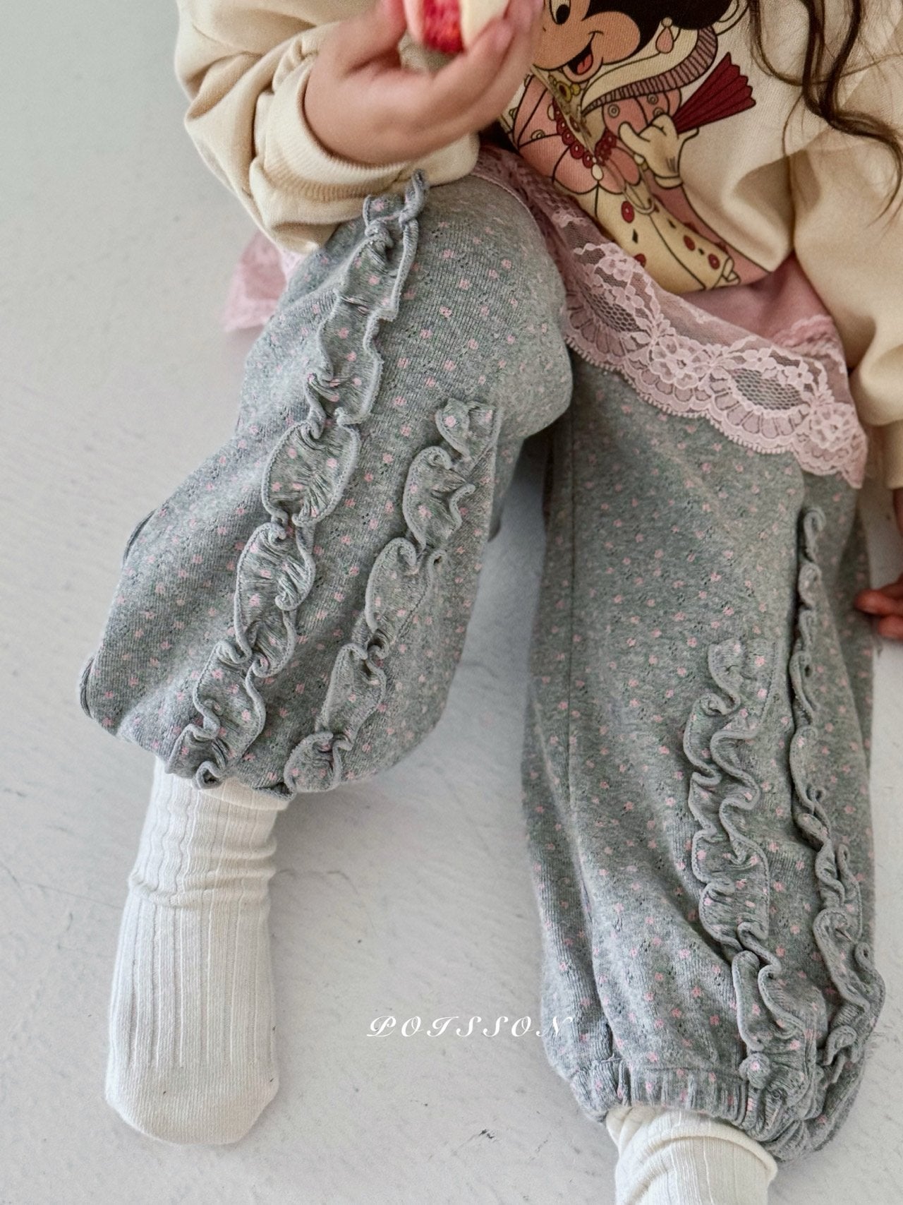 ［poisson］Frill jogger pants