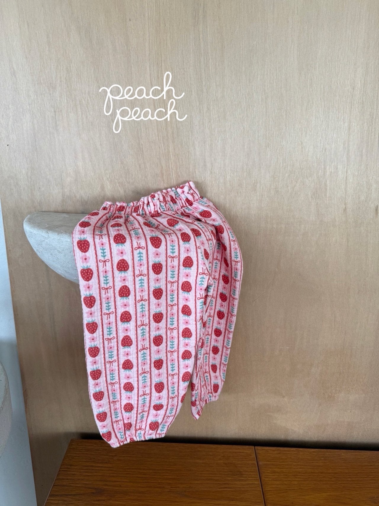 ［peach peach］Strawberry bonbon pants