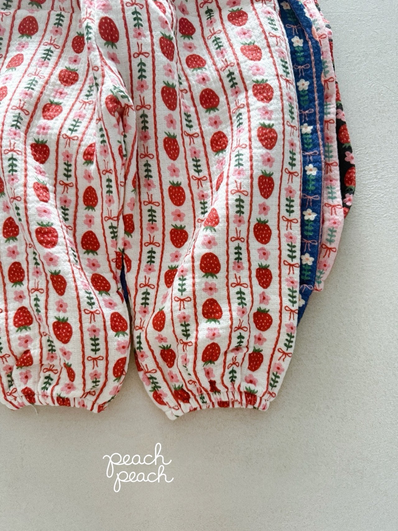 ［peach peach］Strawberry bonbon pants