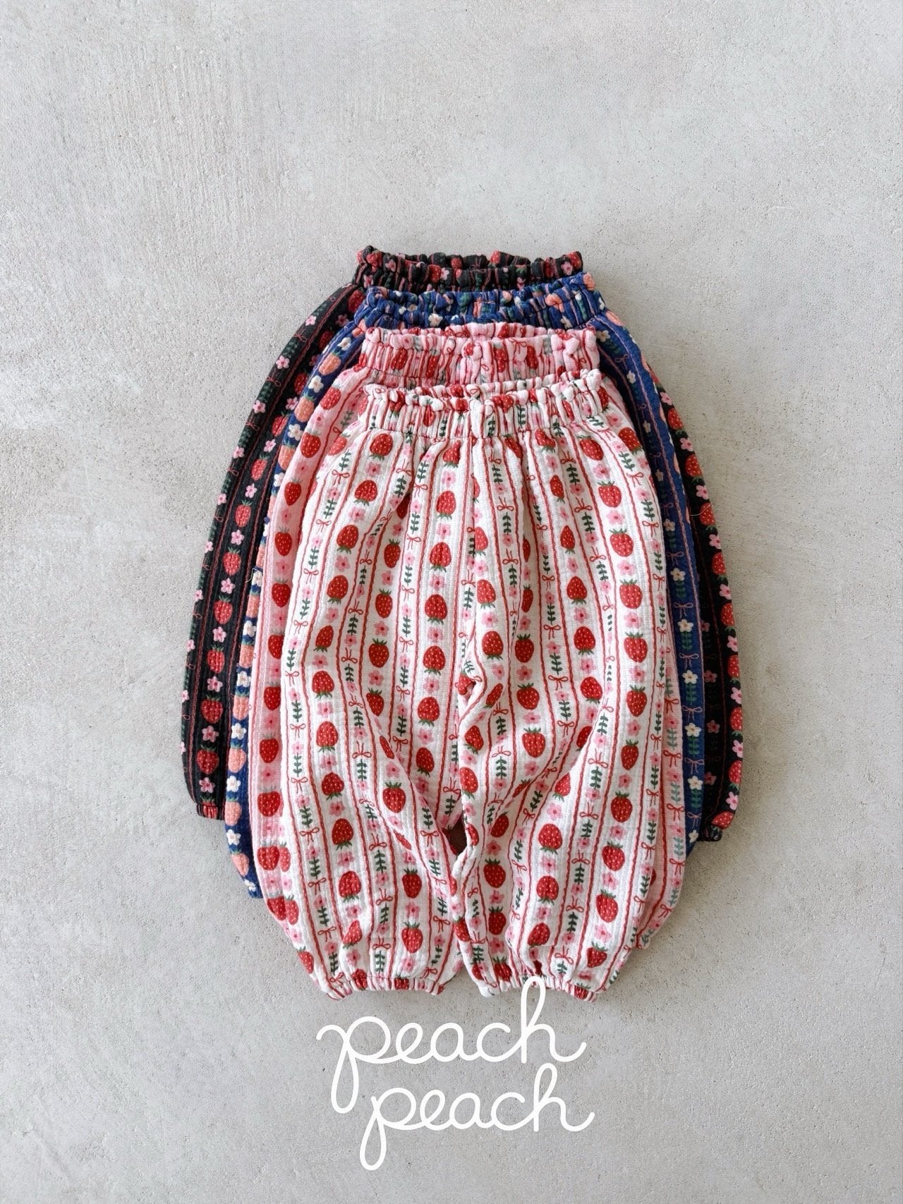 ［peach peach］Strawberry bonbon pants