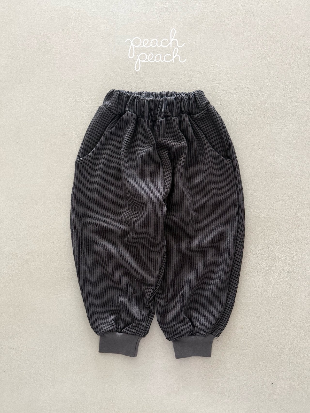 ［peach peach］Egg balloon pants