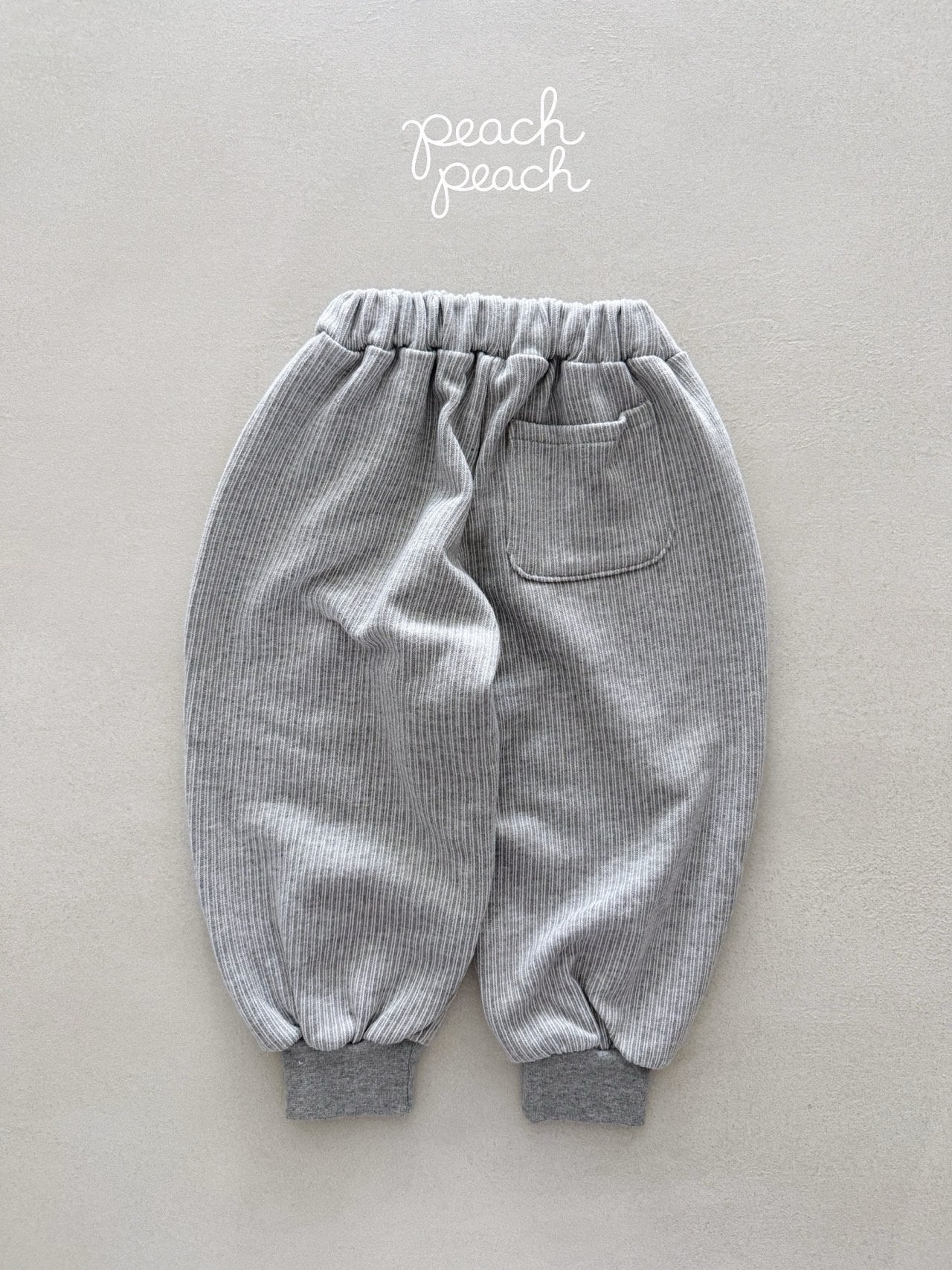 ［peach peach］Egg balloon pants
