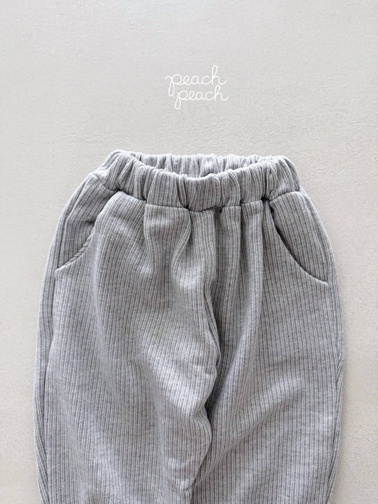 ［peach peach］Egg balloon pants