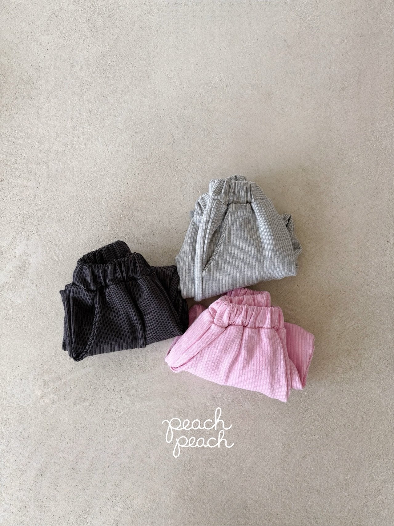 ［peach peach］Egg balloon pants
