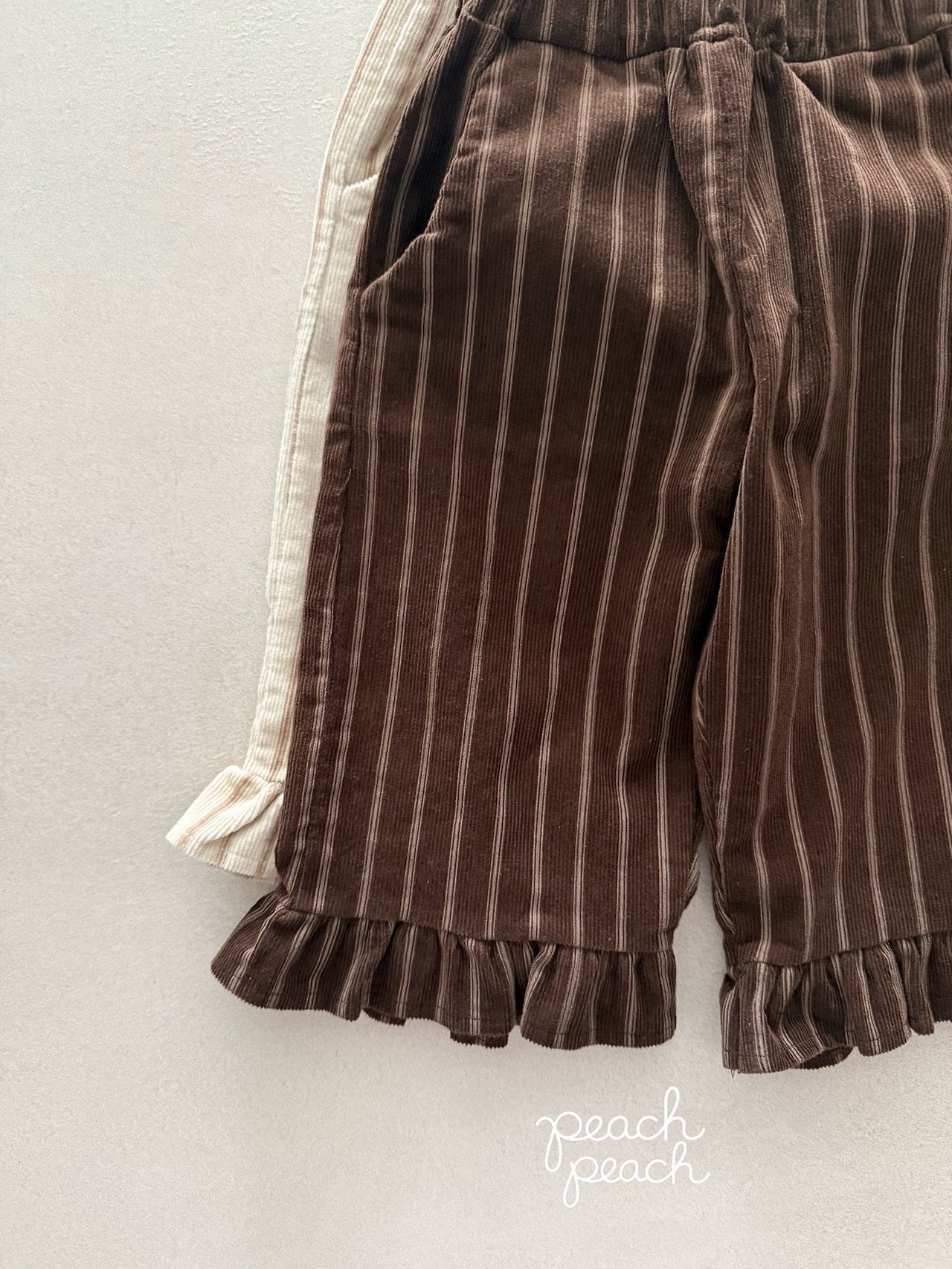 ［peach peach］Marron corduroy frill pants