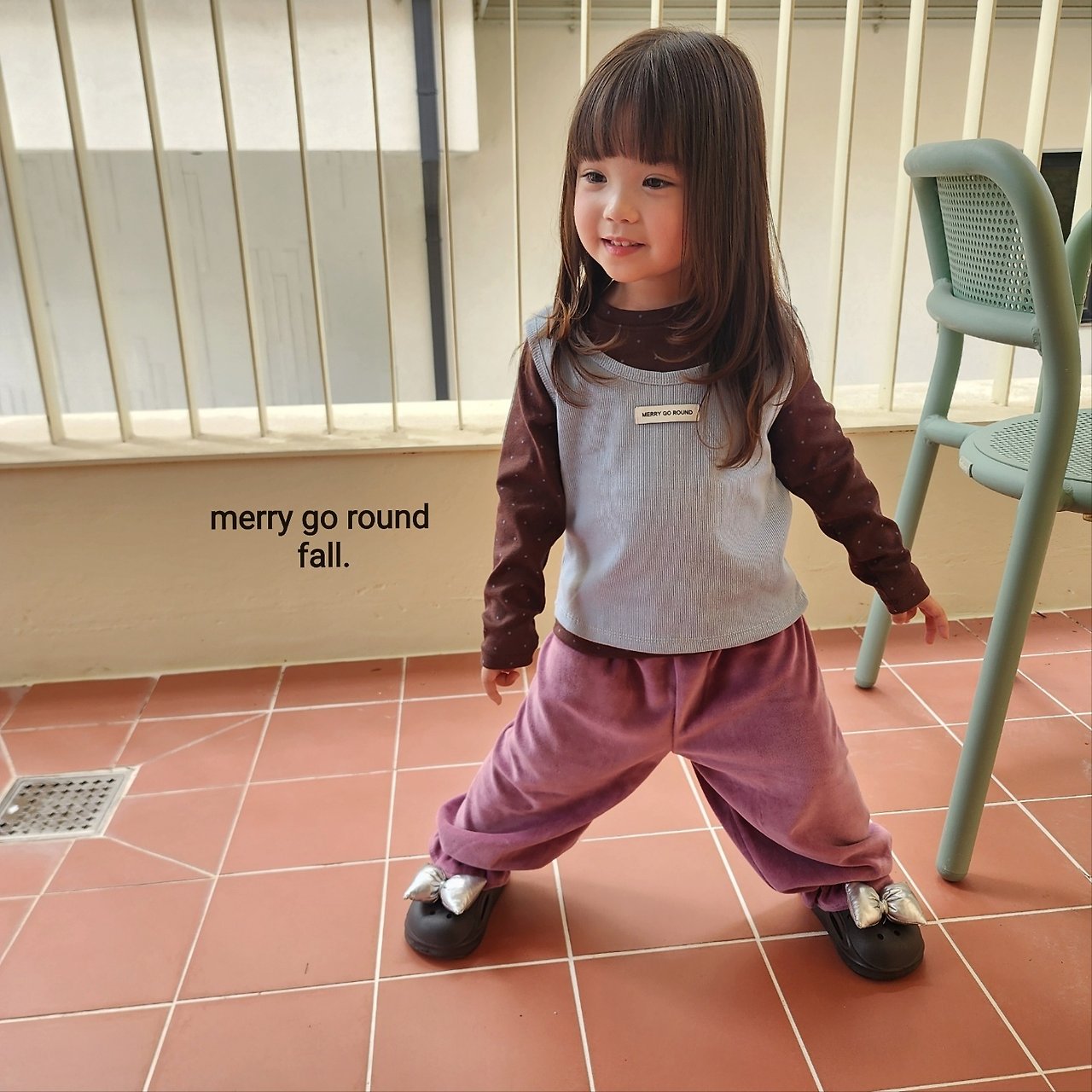 ［merry go round］Velvet jogger frill pants
