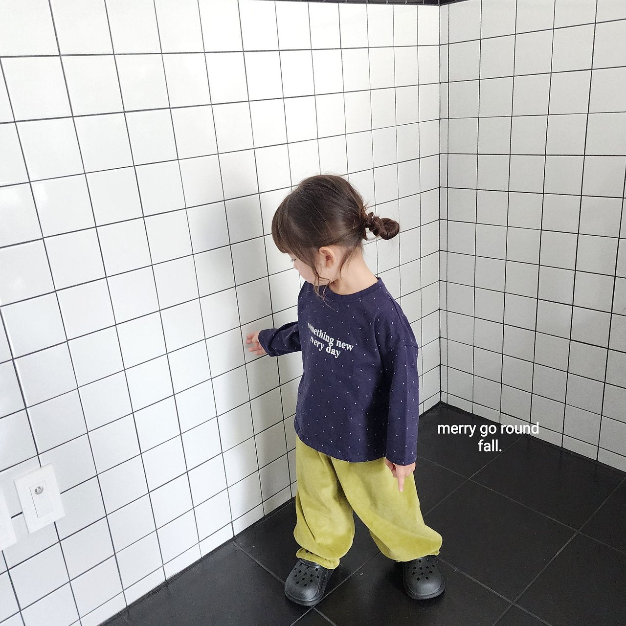 ［merry go round］Mini dot something tee