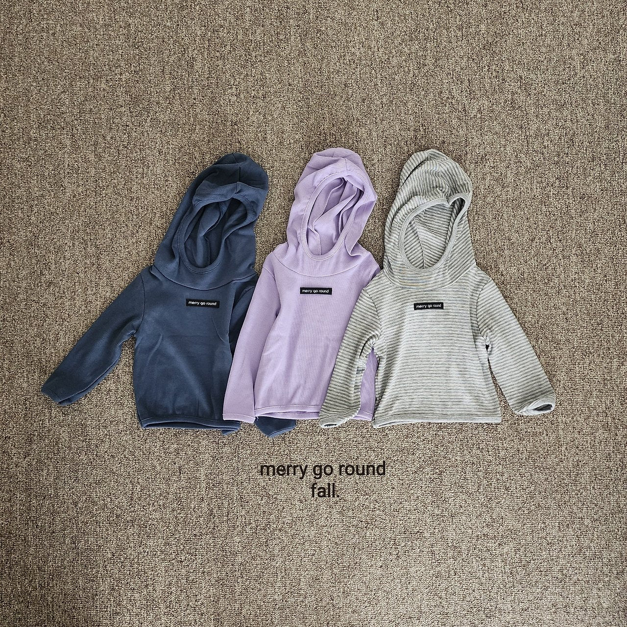 ［merry go round］Peanut hoodie