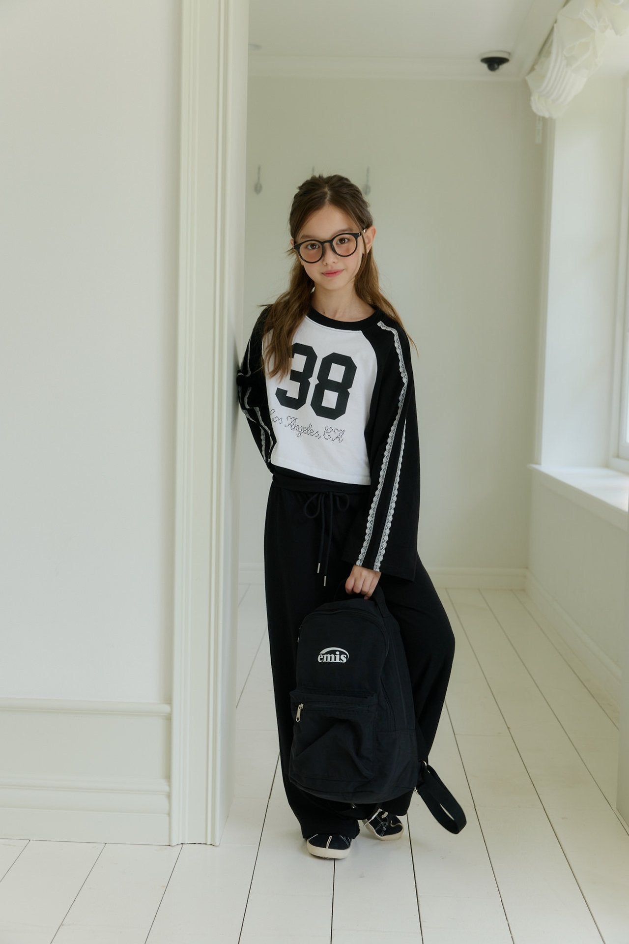 [DOREDORE] Lace raglan crop tee