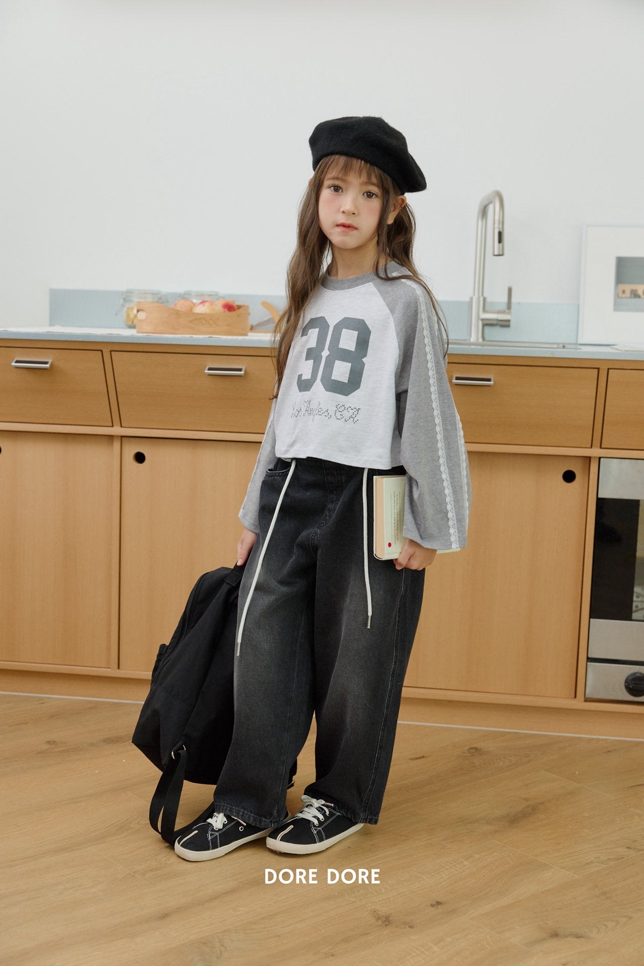 [DOREDORE] Lace raglan crop tee