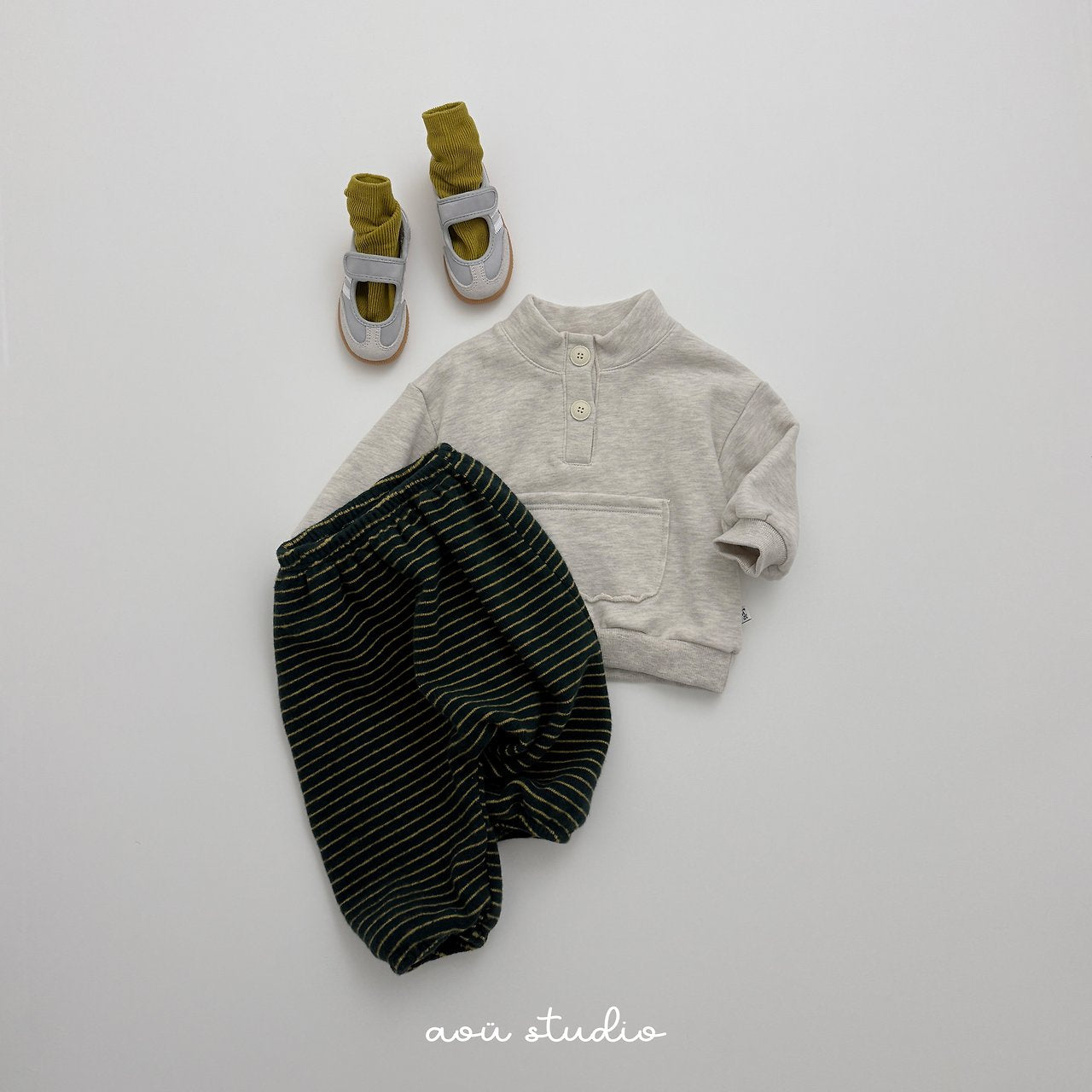 [aou studio] Pumpkin stripe jpgger pants