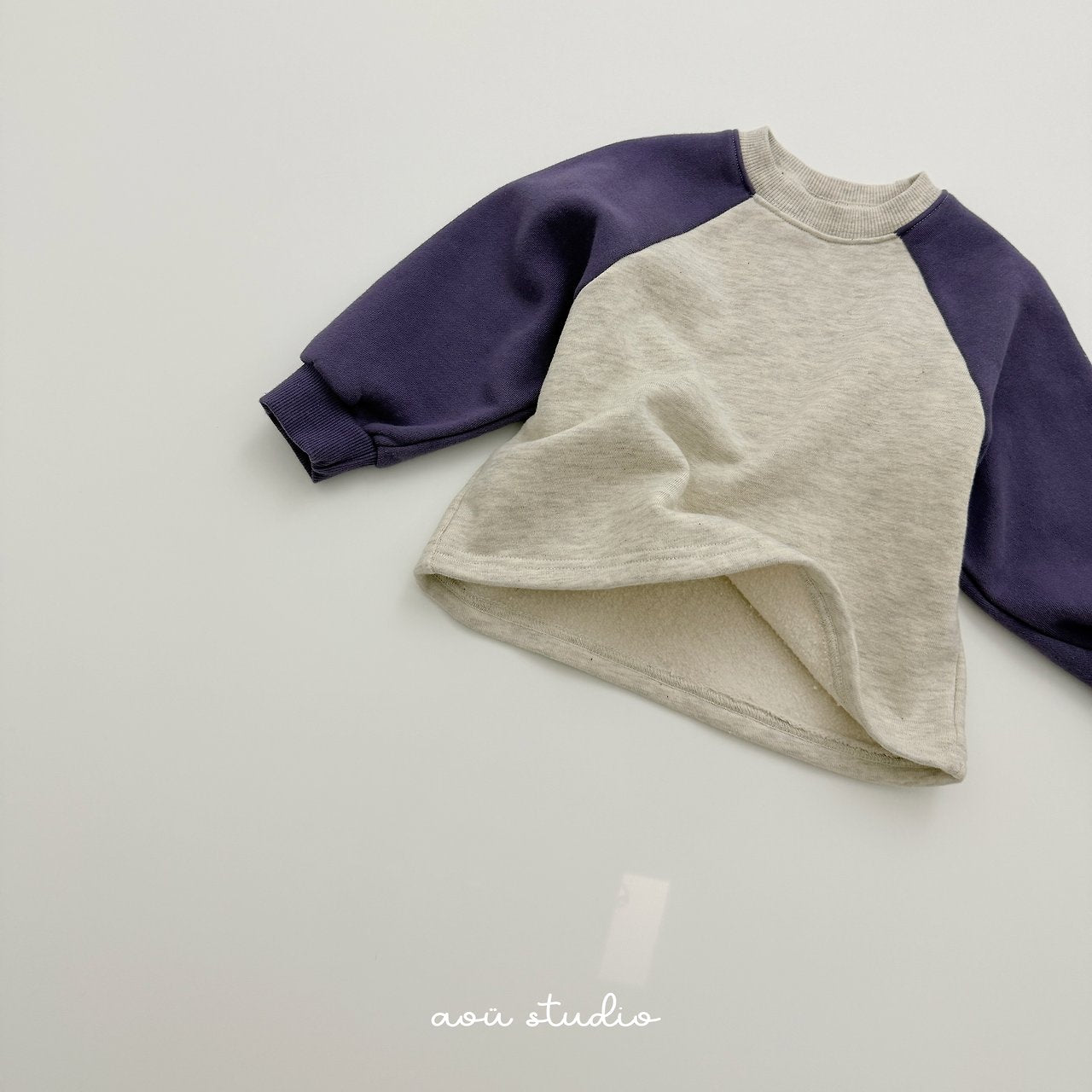 [aou studio] Fine raglan tee