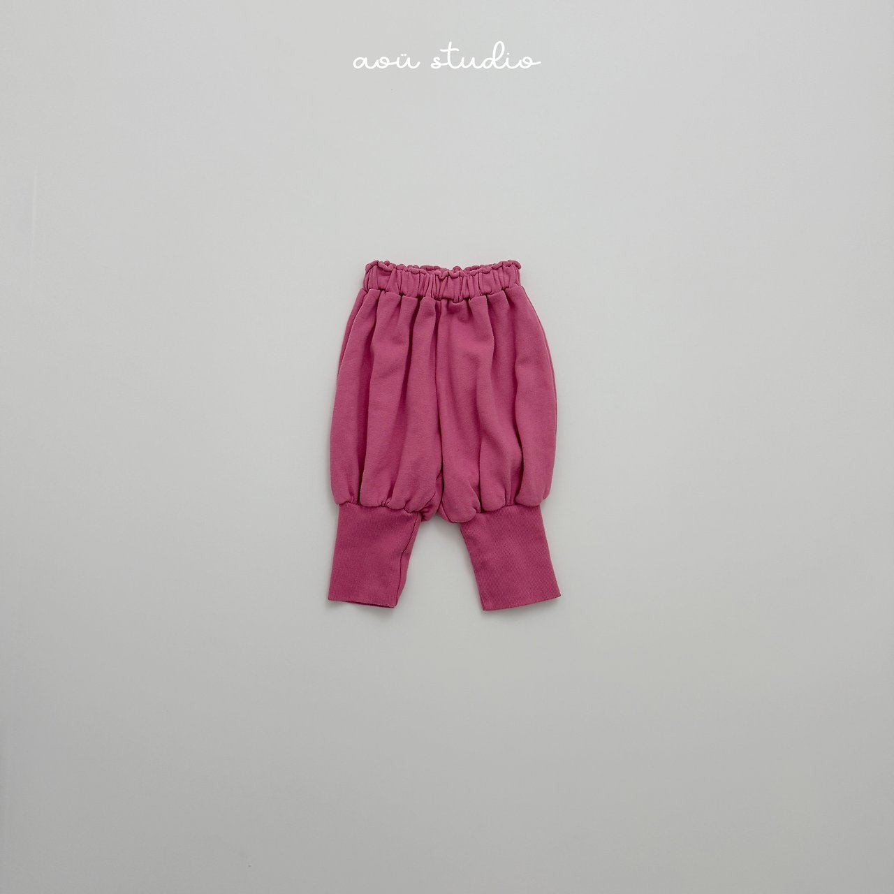 [aou studio] Capri pants