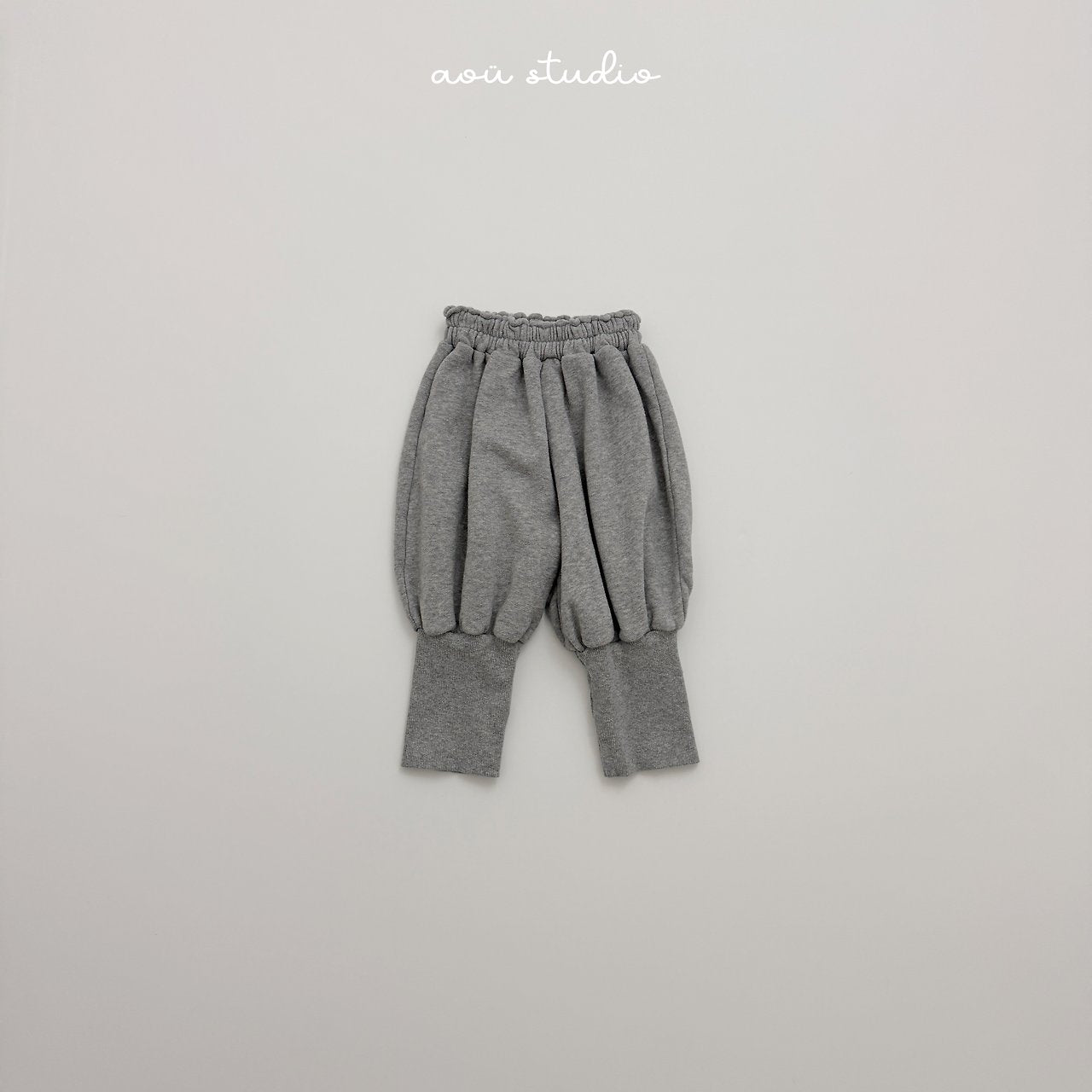 [aou studio] Capri pants
