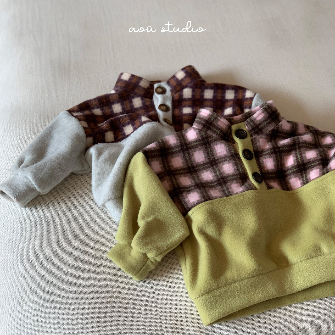 [aou studio] Check anorak